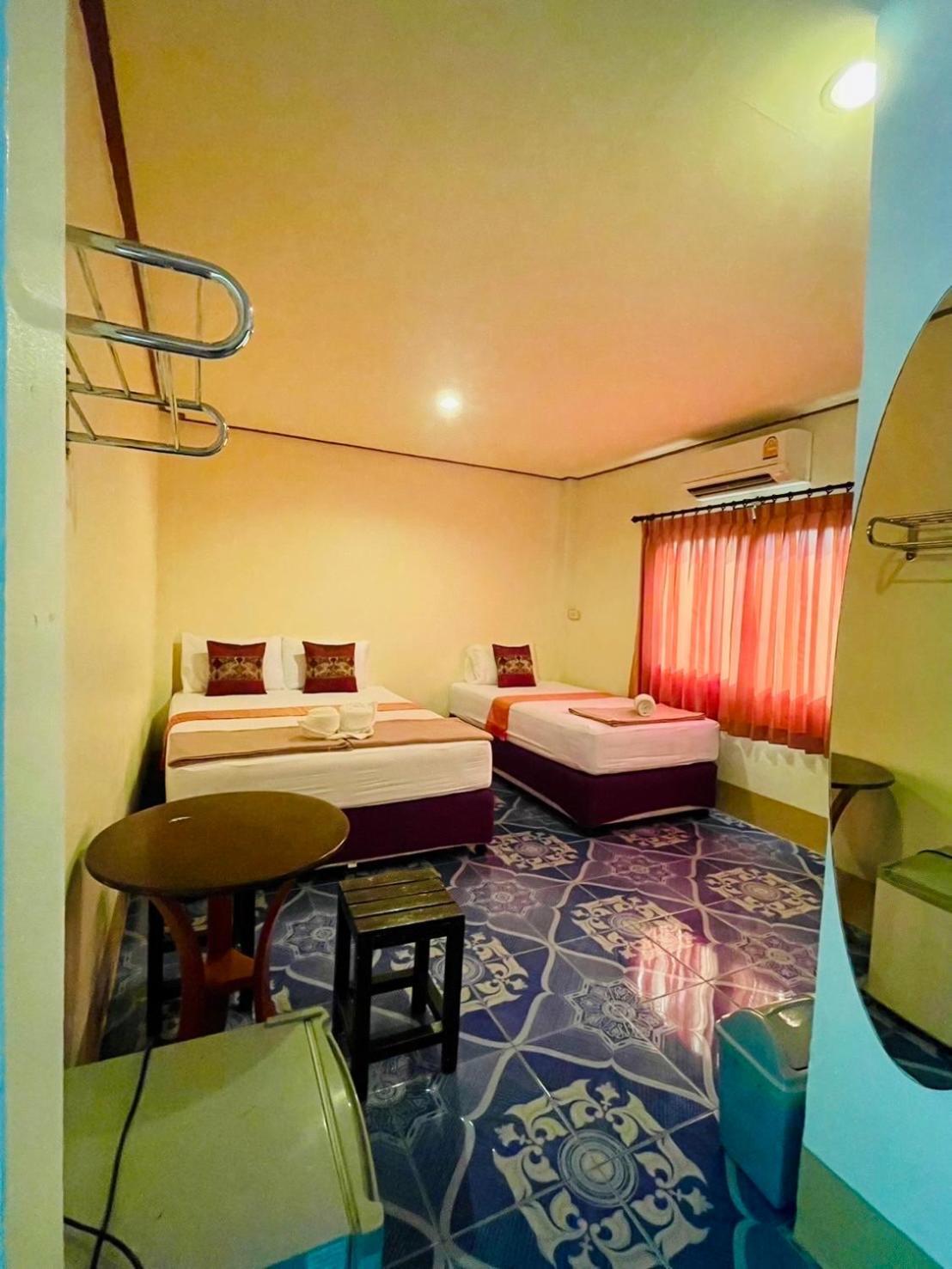 Guest house Baan Klong House