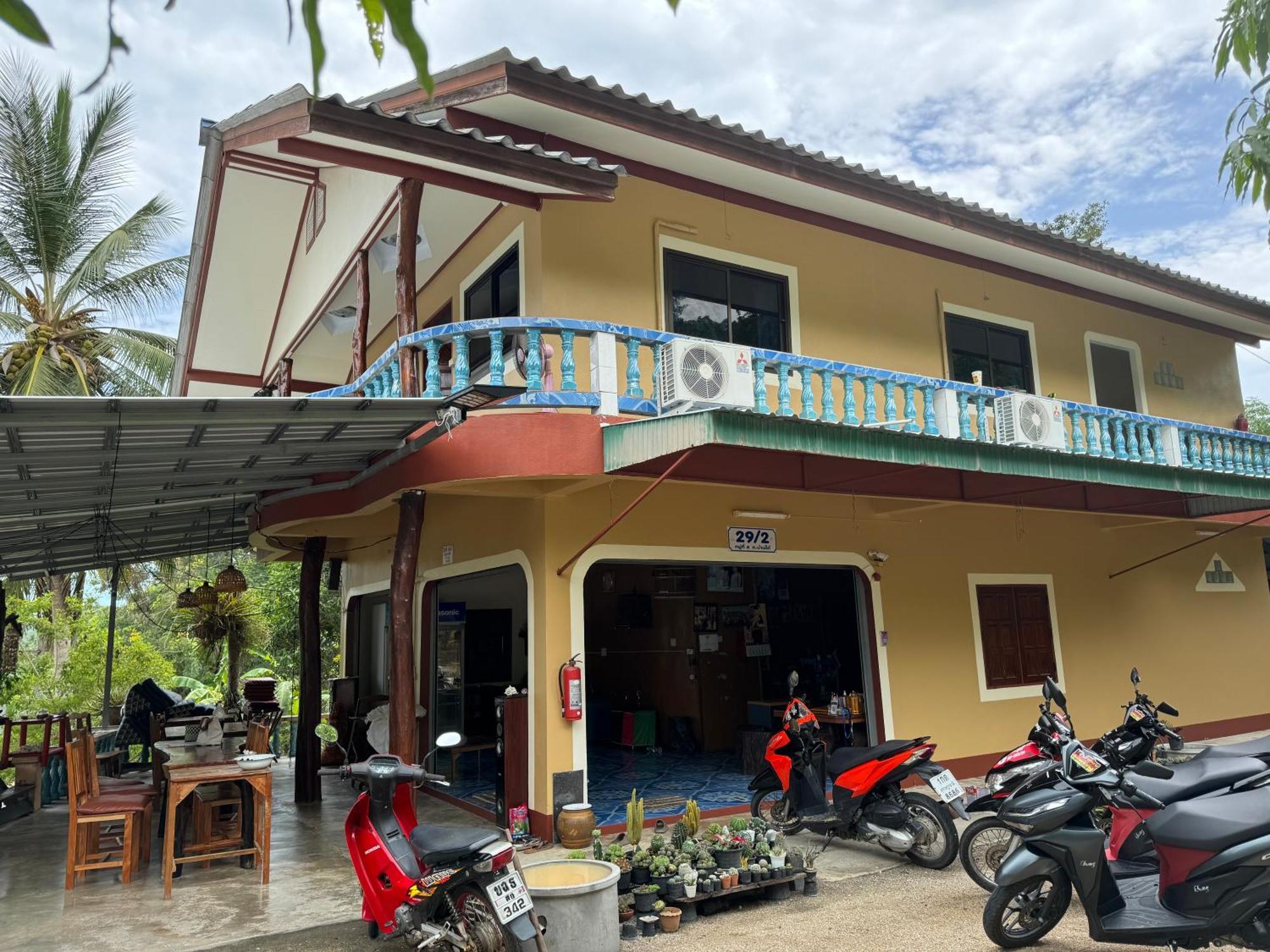 Baan Klong House