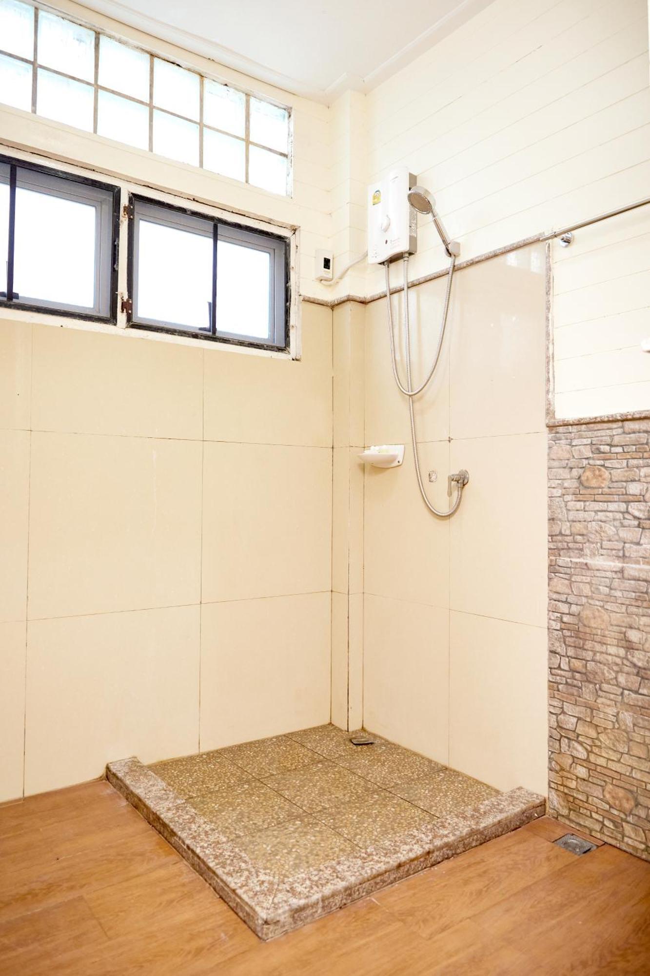 Baan Dara 3* Sara Buri
