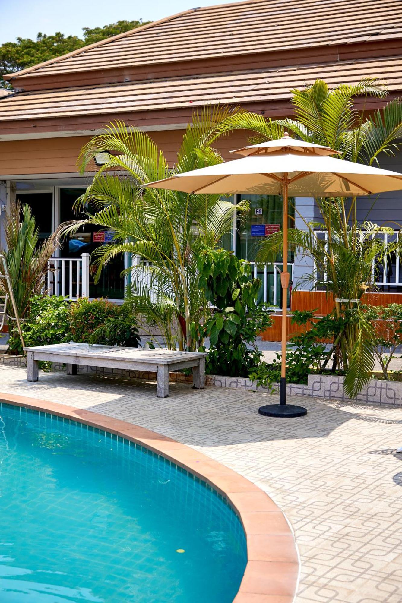 Resort Baan Dara 3*