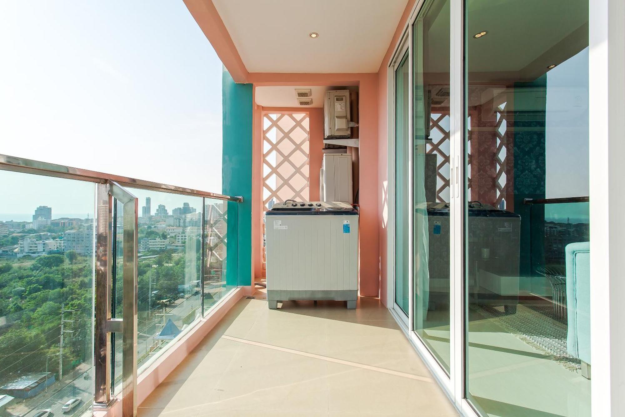 Grande Carribean L Family Stay L Pattaya L Luxury Views & Comfort Pattaya