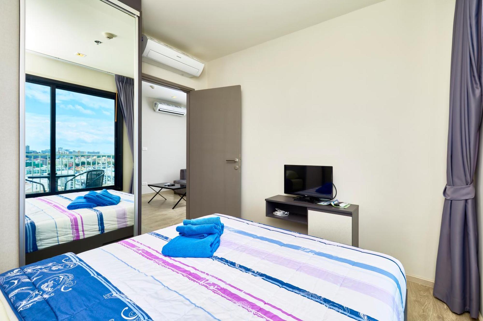 The Base By Tech Apartment Pattaya