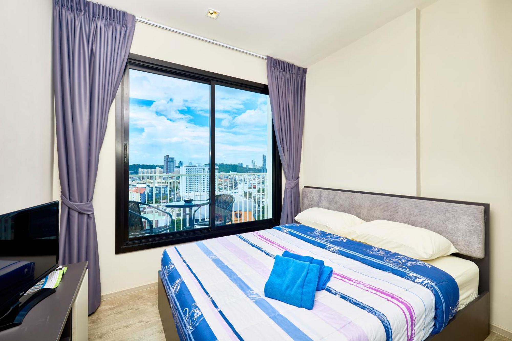 The Base By Tech Apartment Pattaya