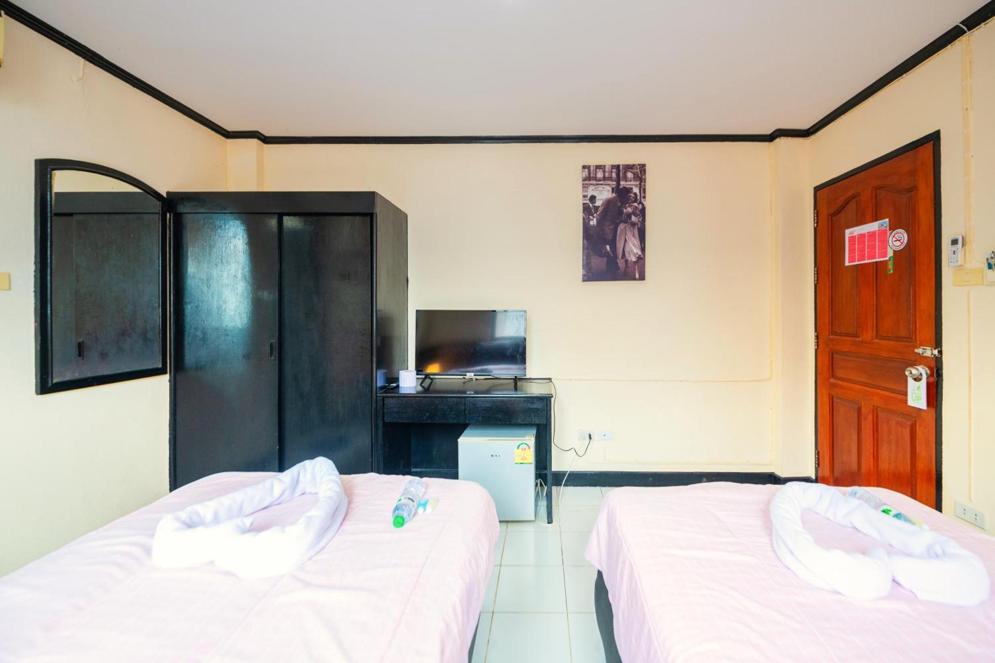 Happy - Beachfront 3* Jomtien Beach