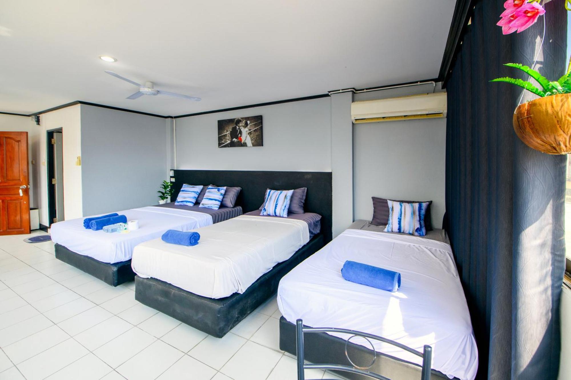 Happy - Beachfront 3* Jomtien Beach