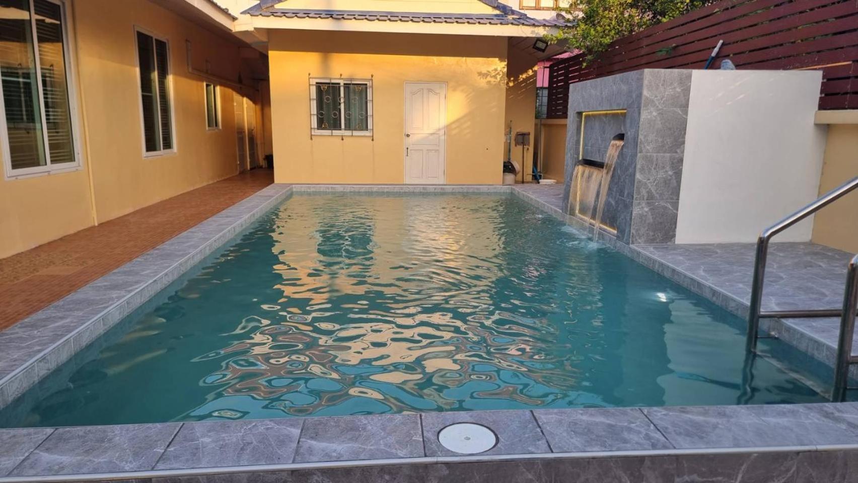 Sealife5 Pool Villa