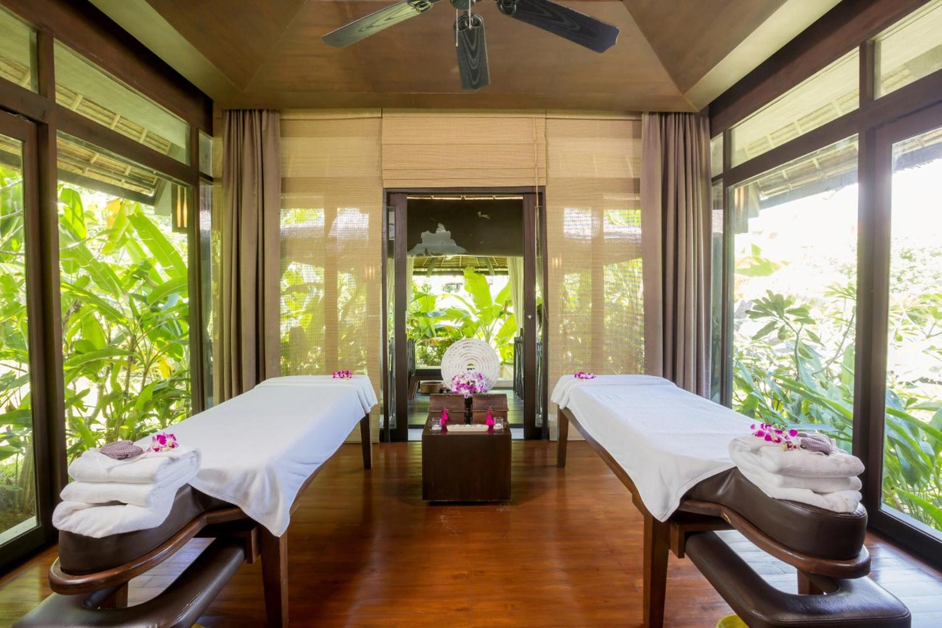 Phuket Vijitt Shore & Spa Hotel 5*