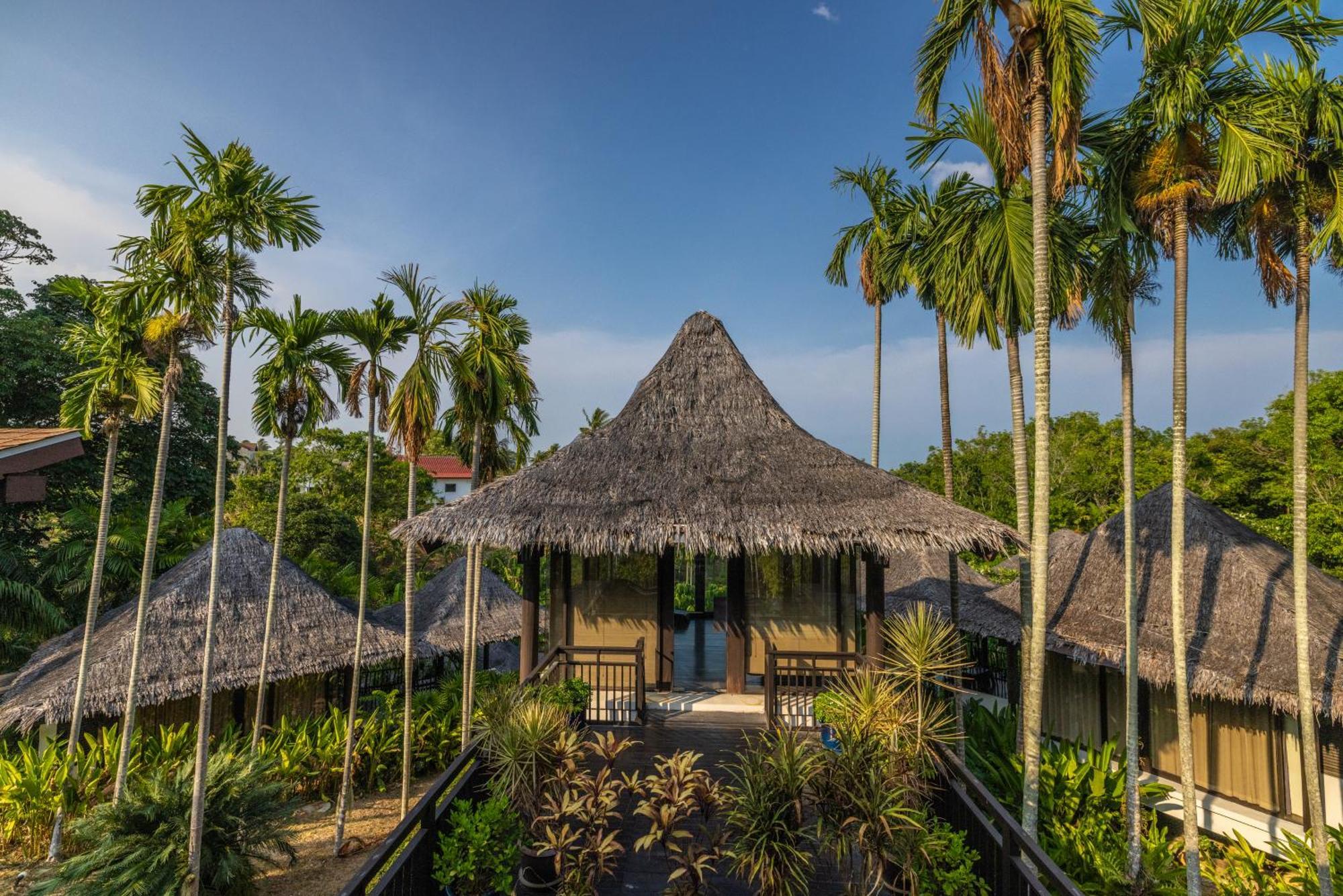 Phuket Vijitt Shore & Spa Rawai