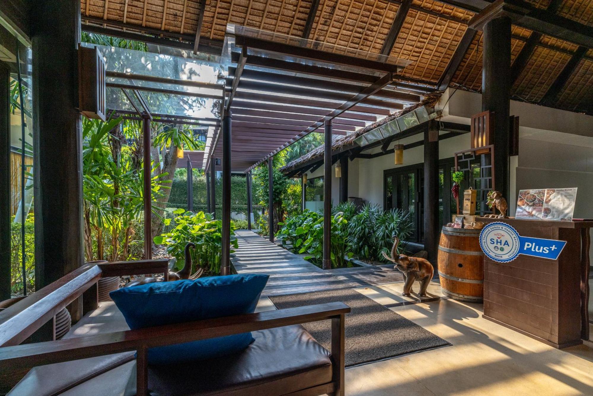 Phuket Vijitt Shore & Spa Hotel Rawai