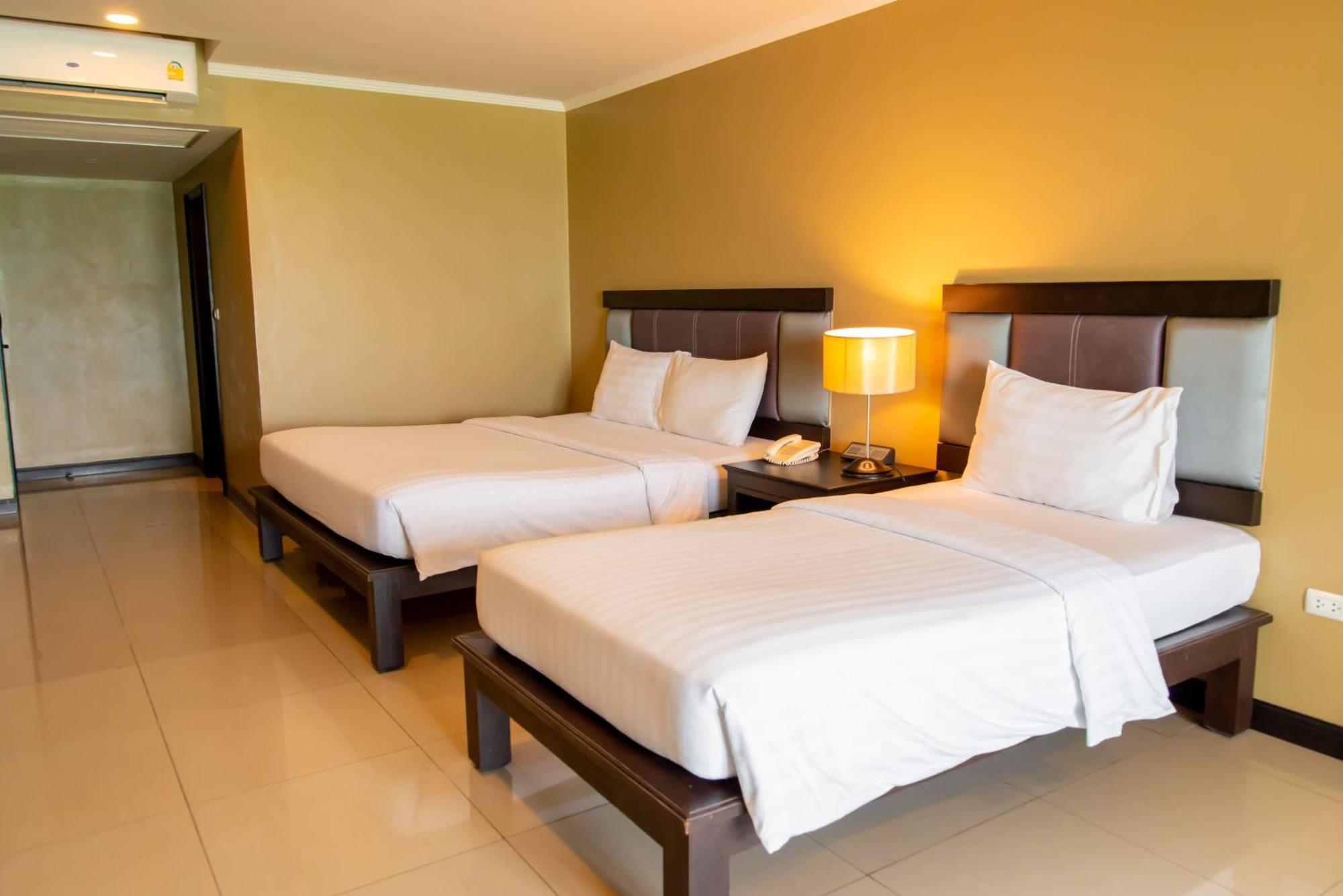 Resort Royal Phala Cliff