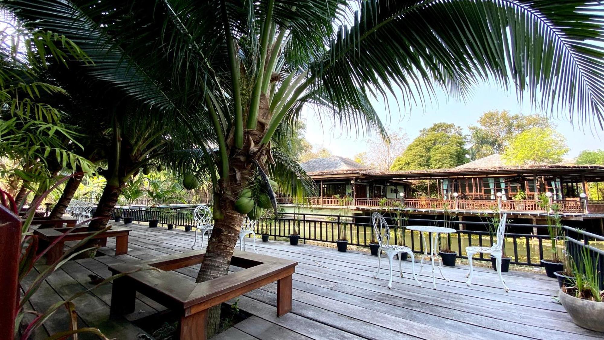 Resort Maikaew Damnoen