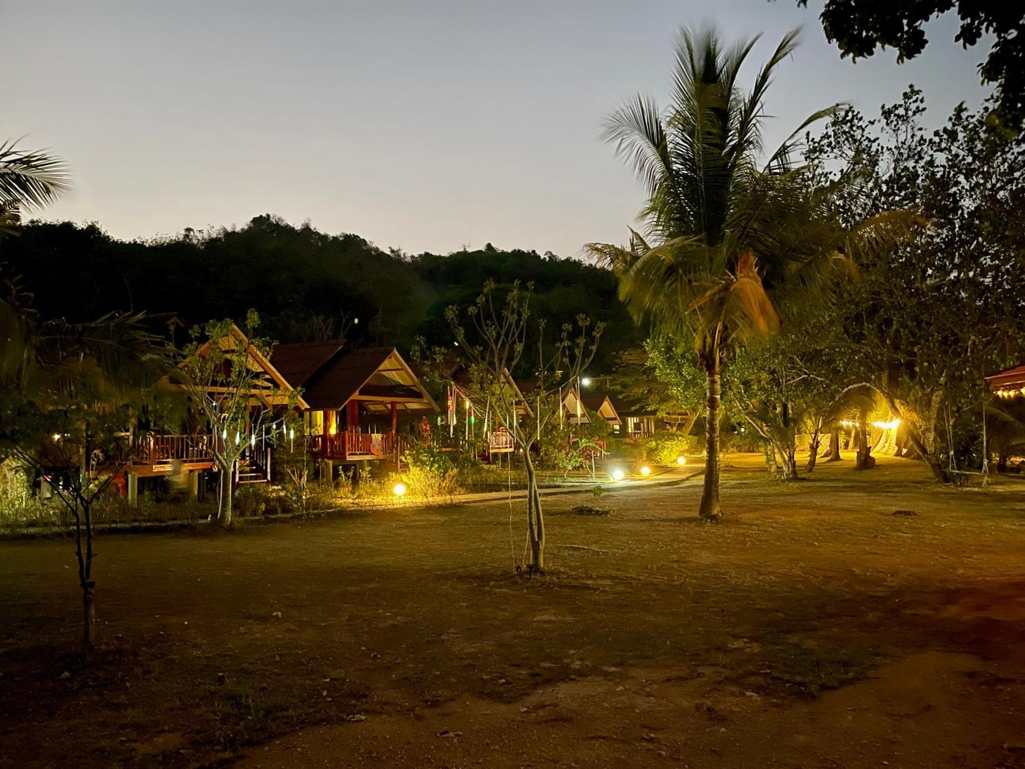 Koh Yao Seaview 2*