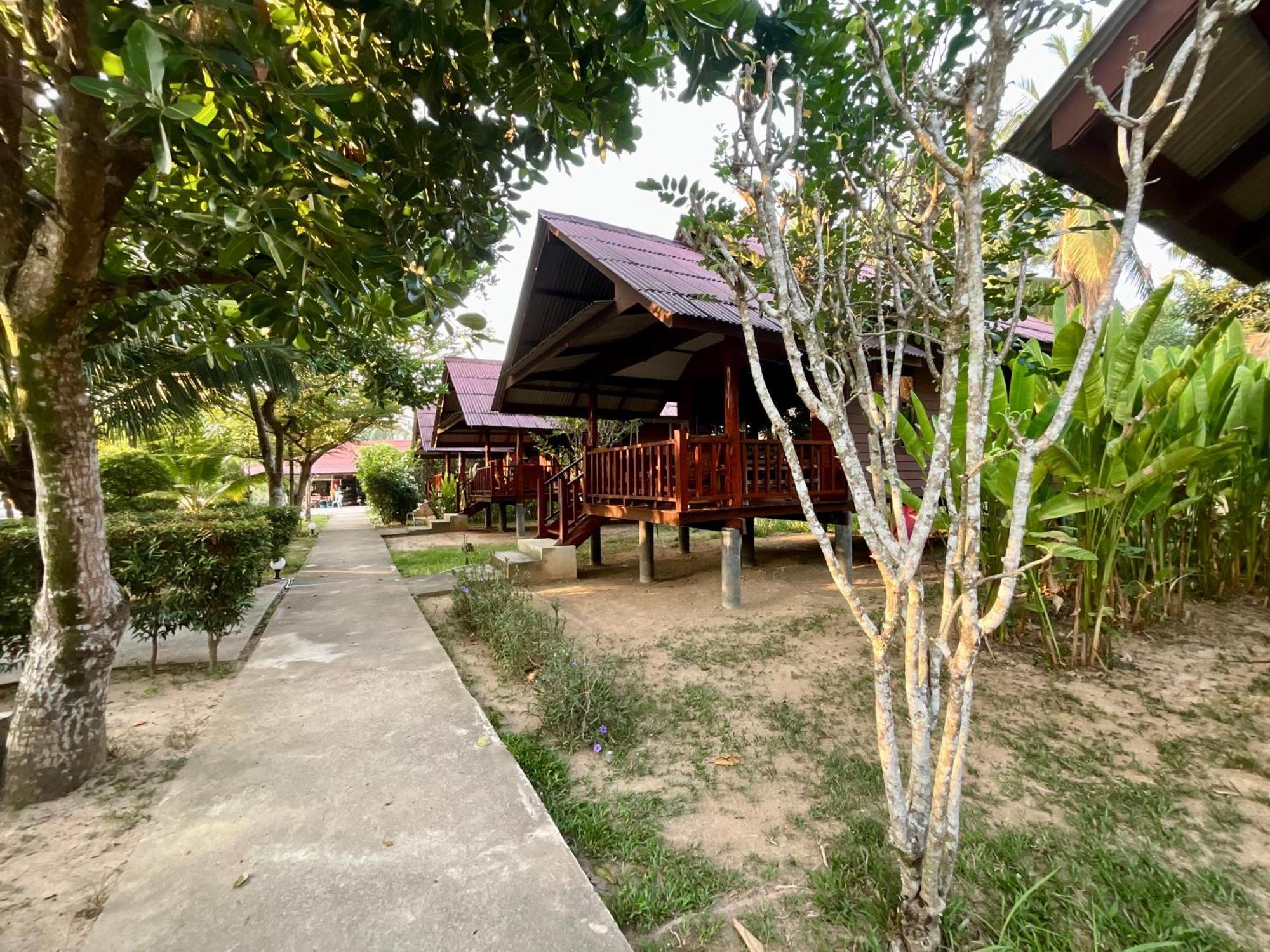 Guest house Koh Yao Seaview 2*
