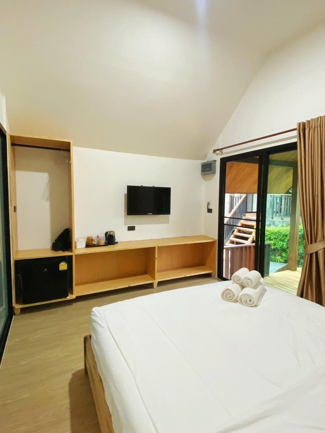 Bed & Breakfast Nam Now 2*