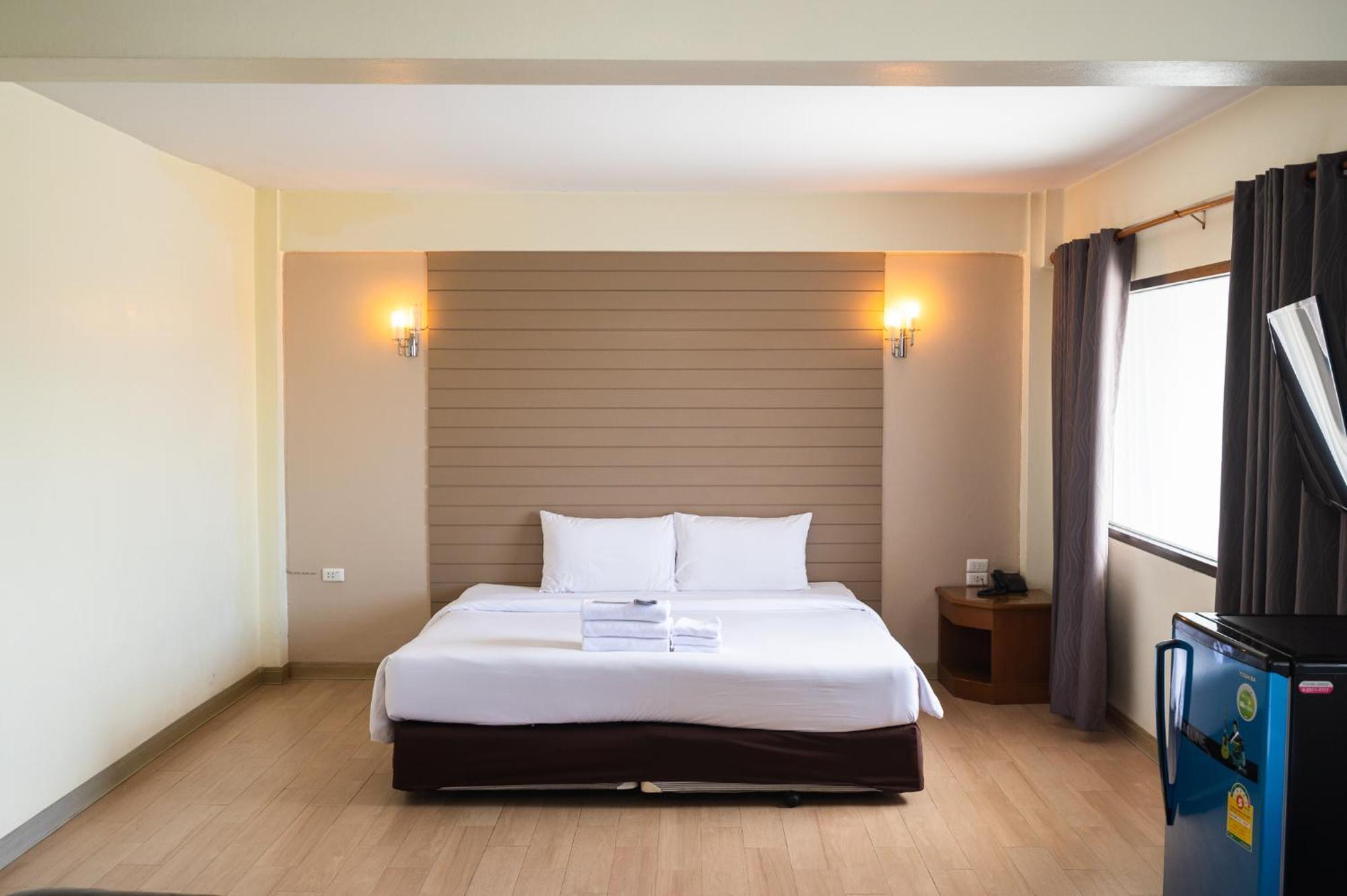 River The Budget Hotel