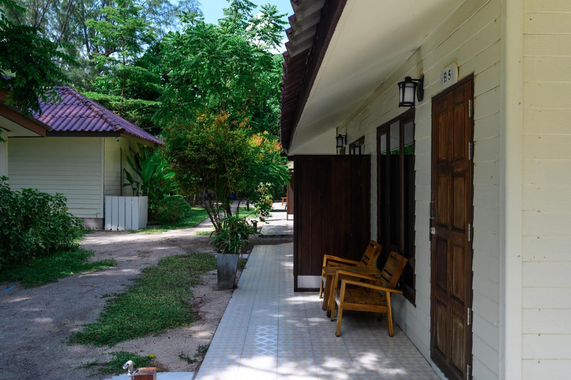 Wapi Resort Koh Lipe