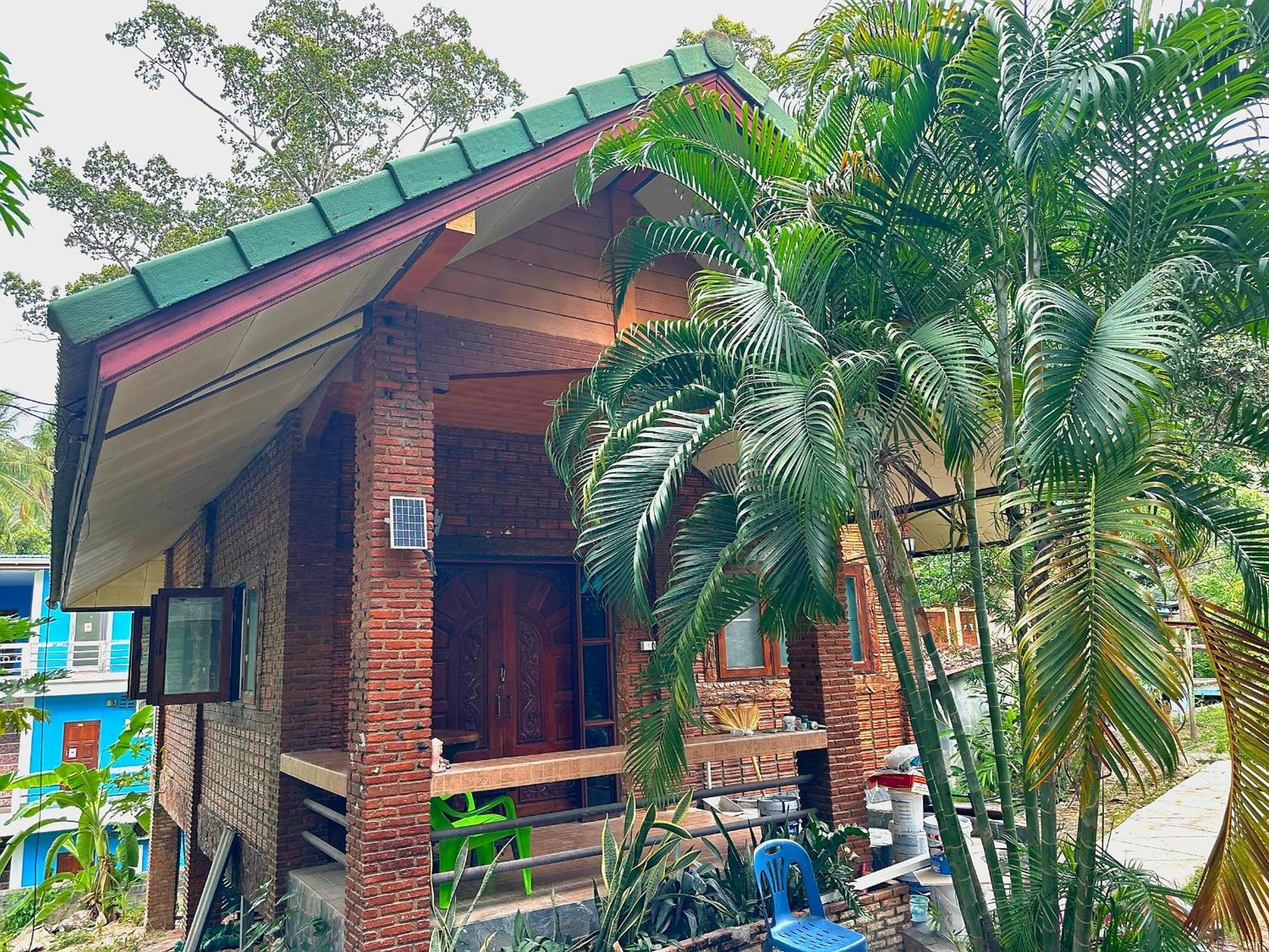 P'un House * Koh Tao