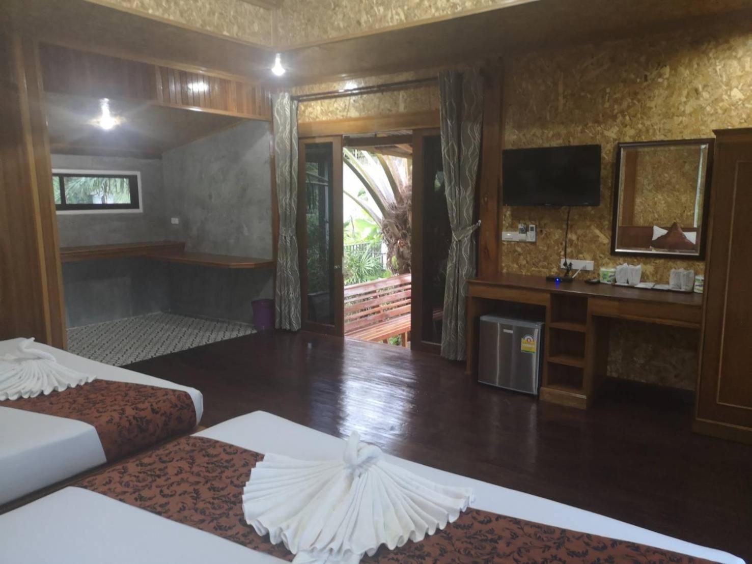 Baannai View Resort