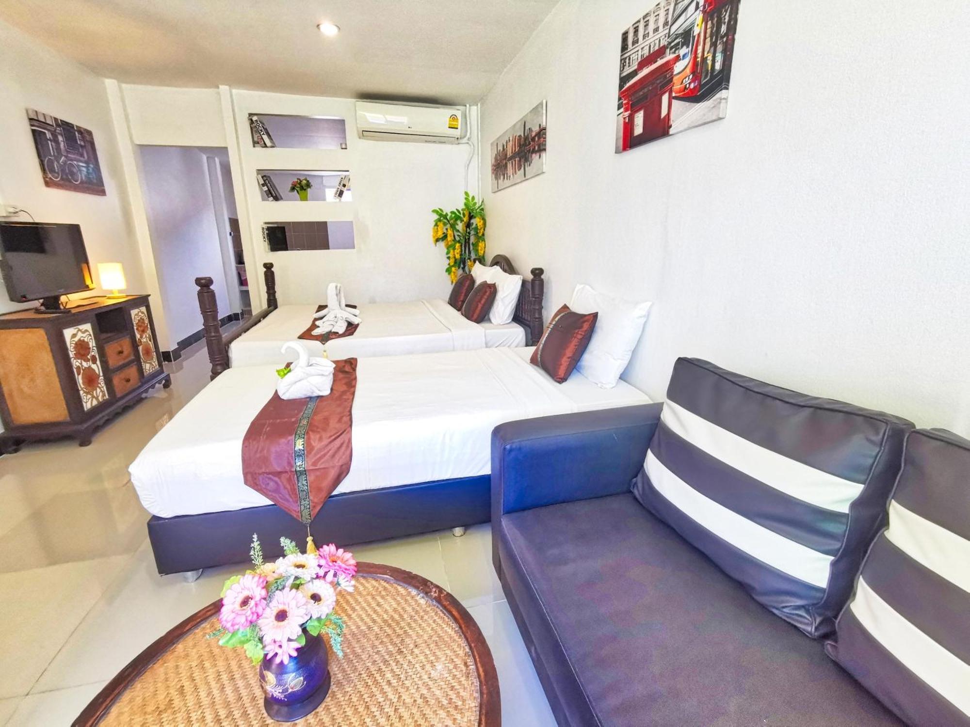 The Train Holiday park 3*