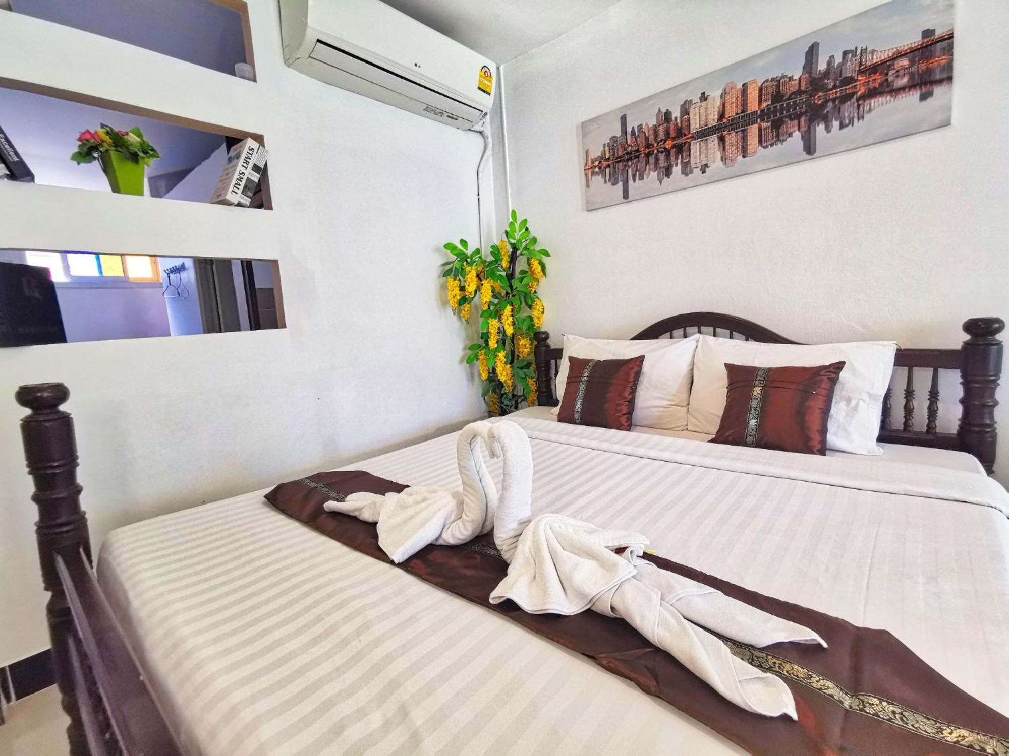 The Train Holiday park Jomtien Beach