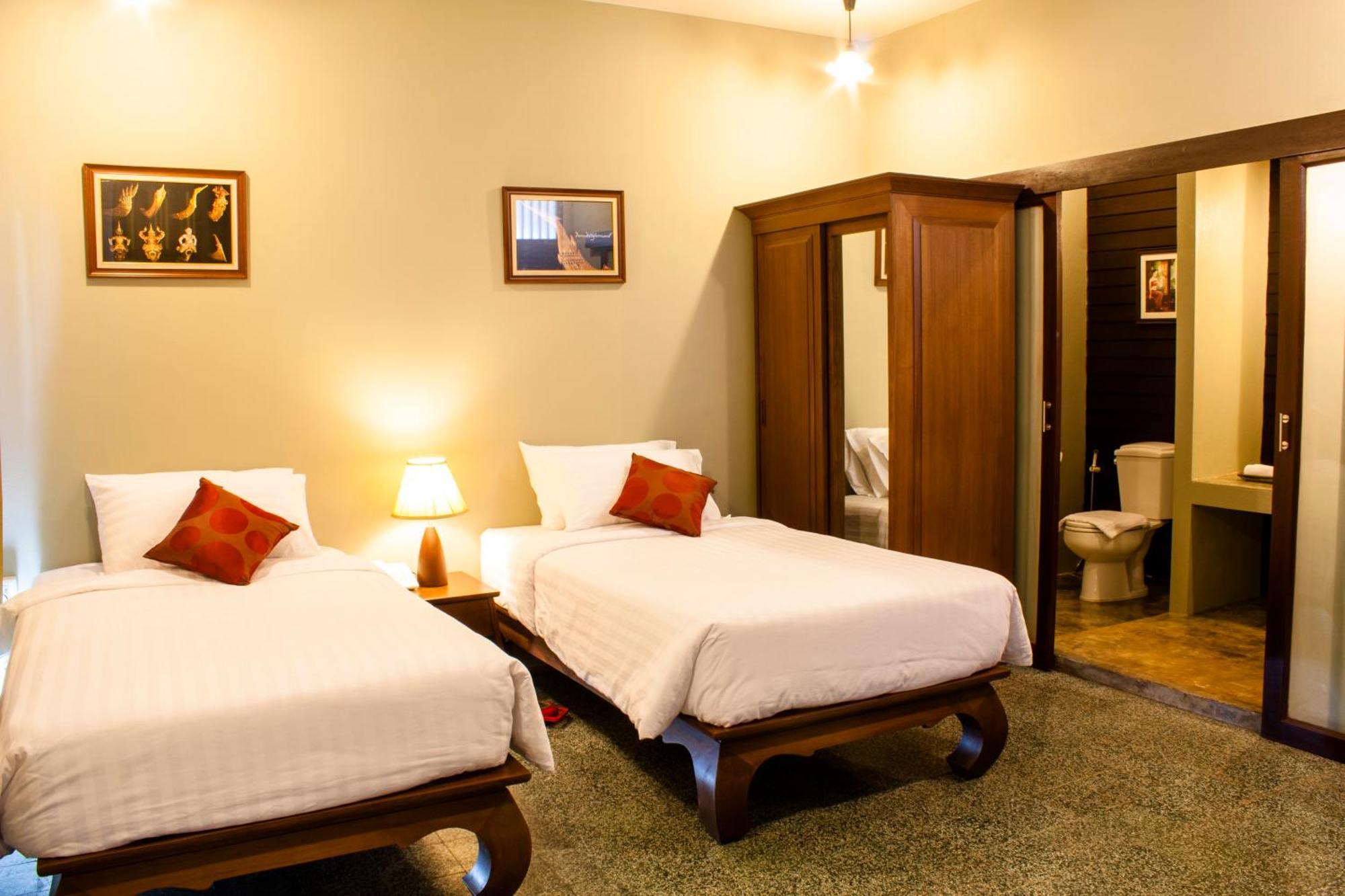 Resort The Bank River House Ayutthaya Ang Thong
