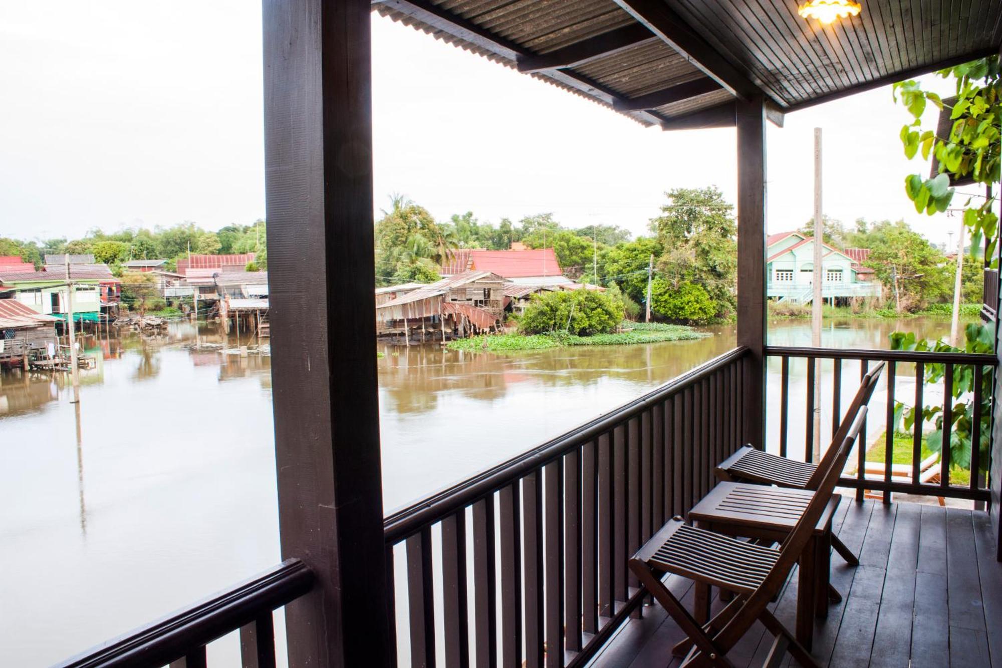 The Bank River House Ayutthaya Resort Ang Thong