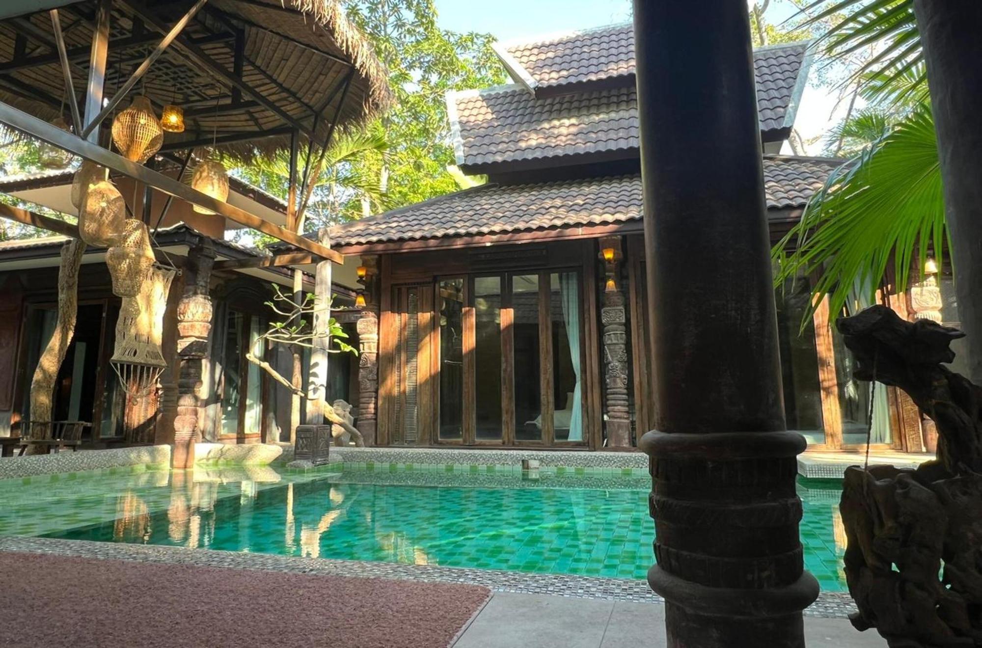 Khgema Nuanjun Pool Gallery Resort