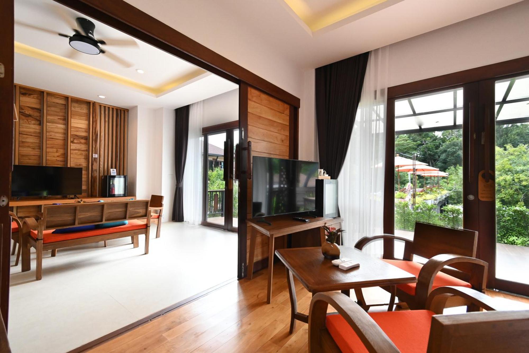 Cascade Tara Hotel Na Mueang