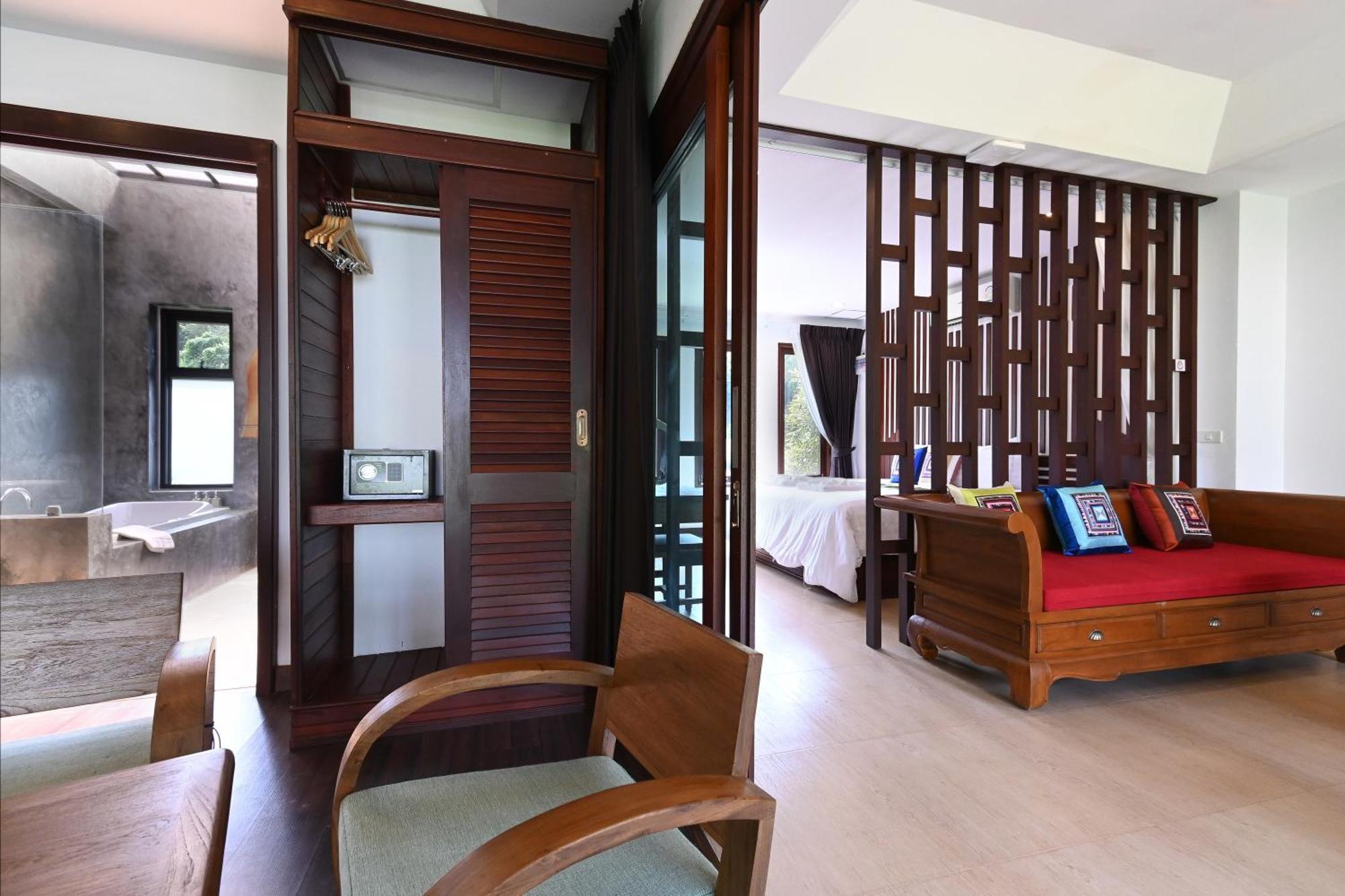 Hotel Cascade Tara 4*