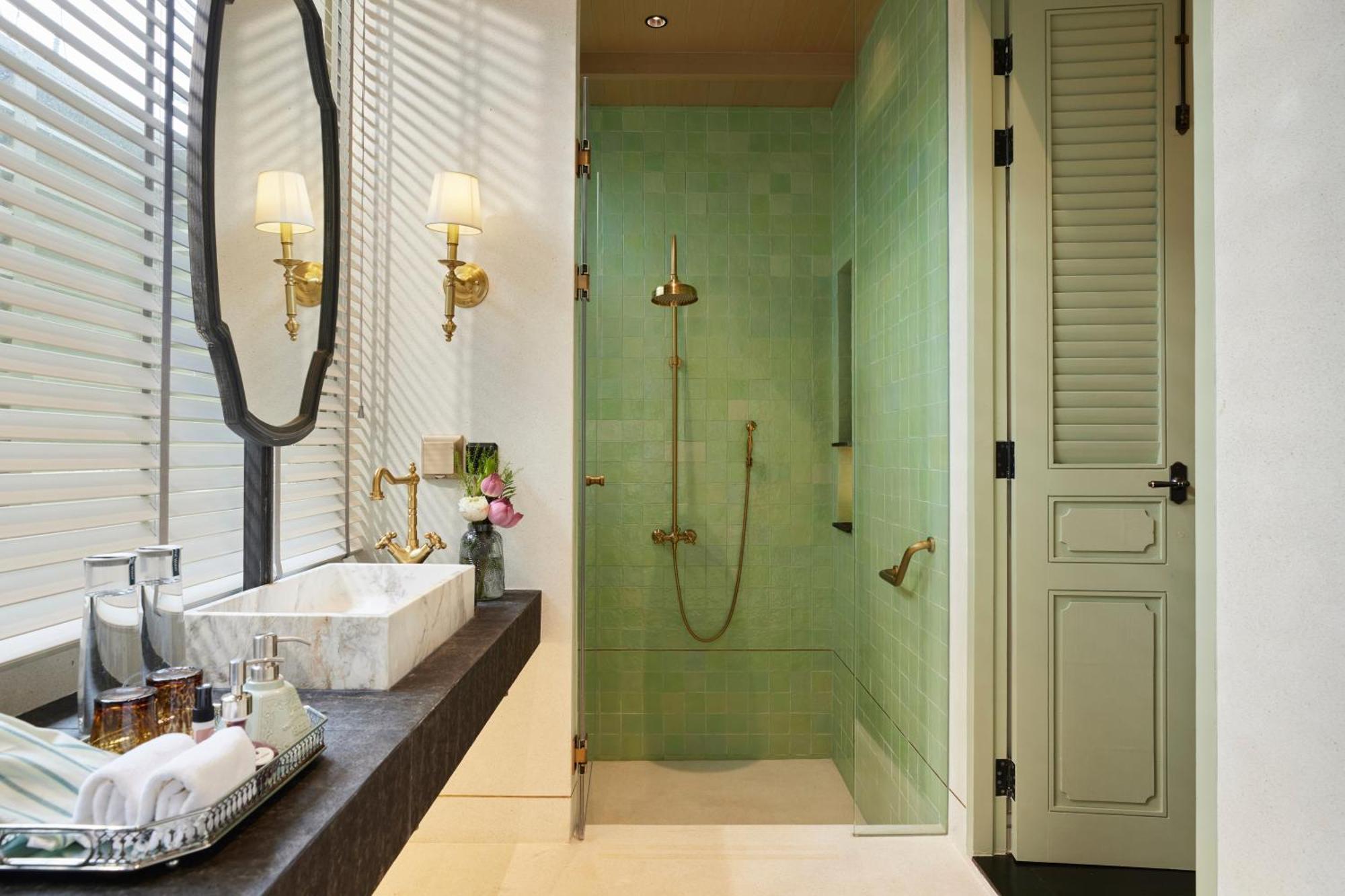 Charras Bhawan And Residences Hua Hin