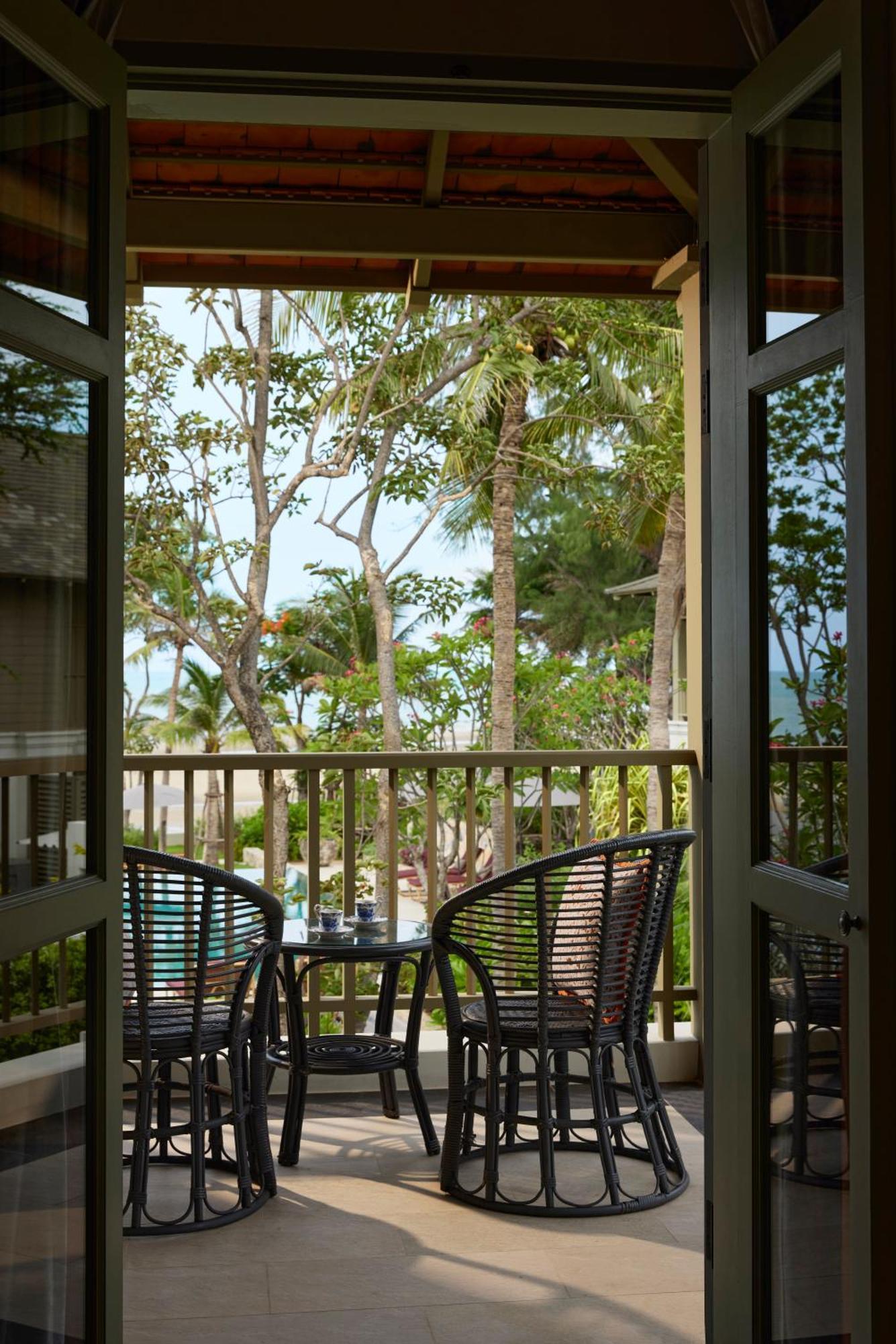 Charras Bhawan And Residences Hua Hin