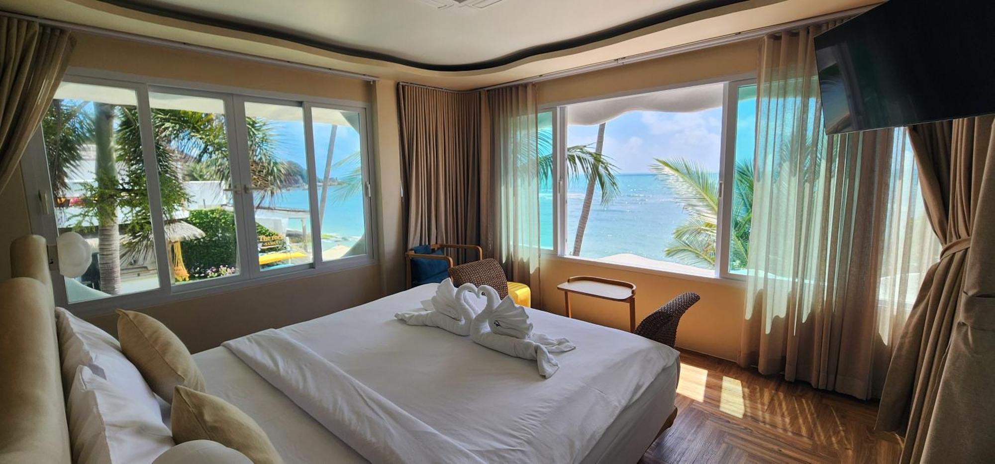 Resort The Rock Samui Beachfront - Sha 5*