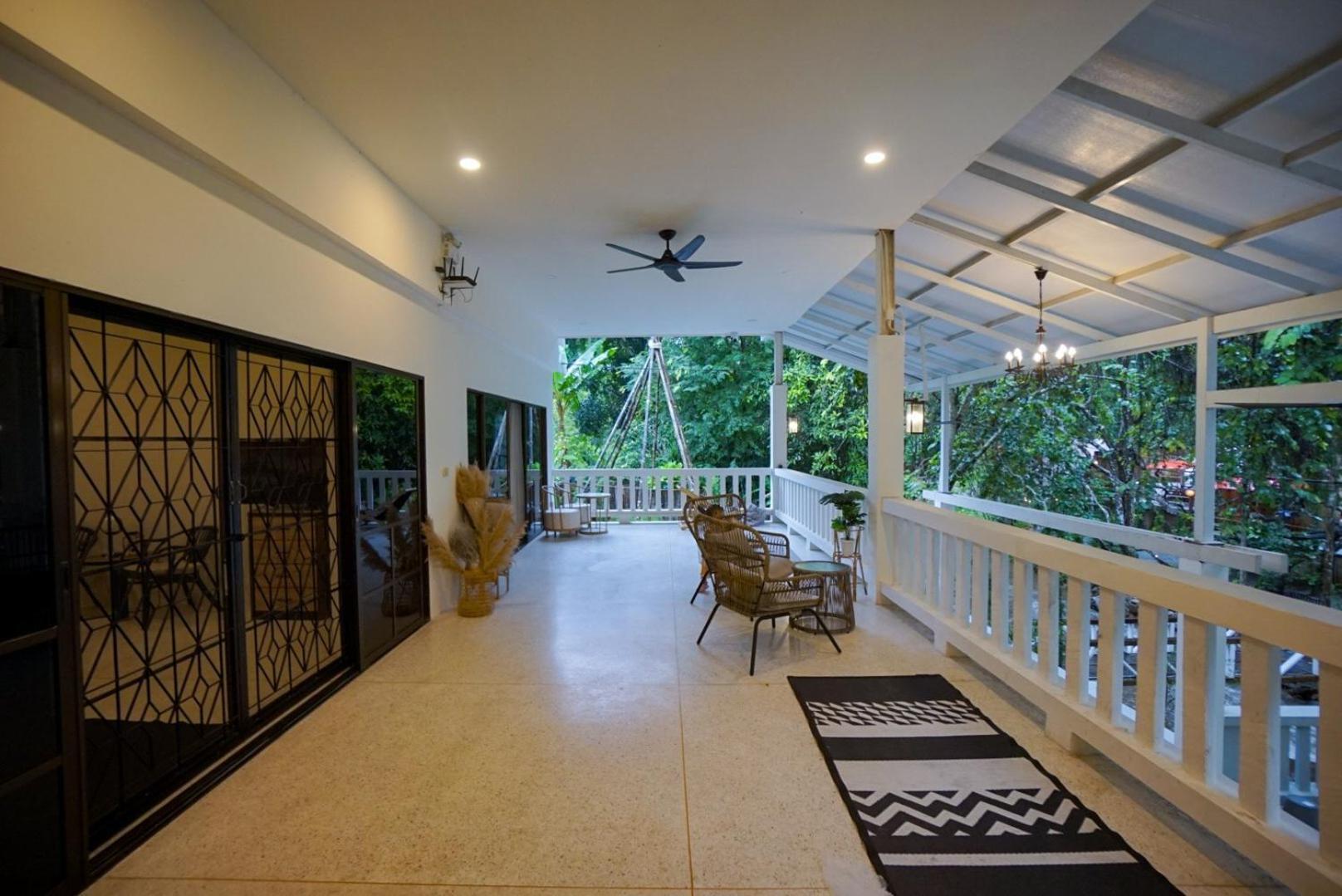Resort เดอะริเวอร์ แม่กำปอง The River Maekampong Chiang Mai Ban Pok Nai