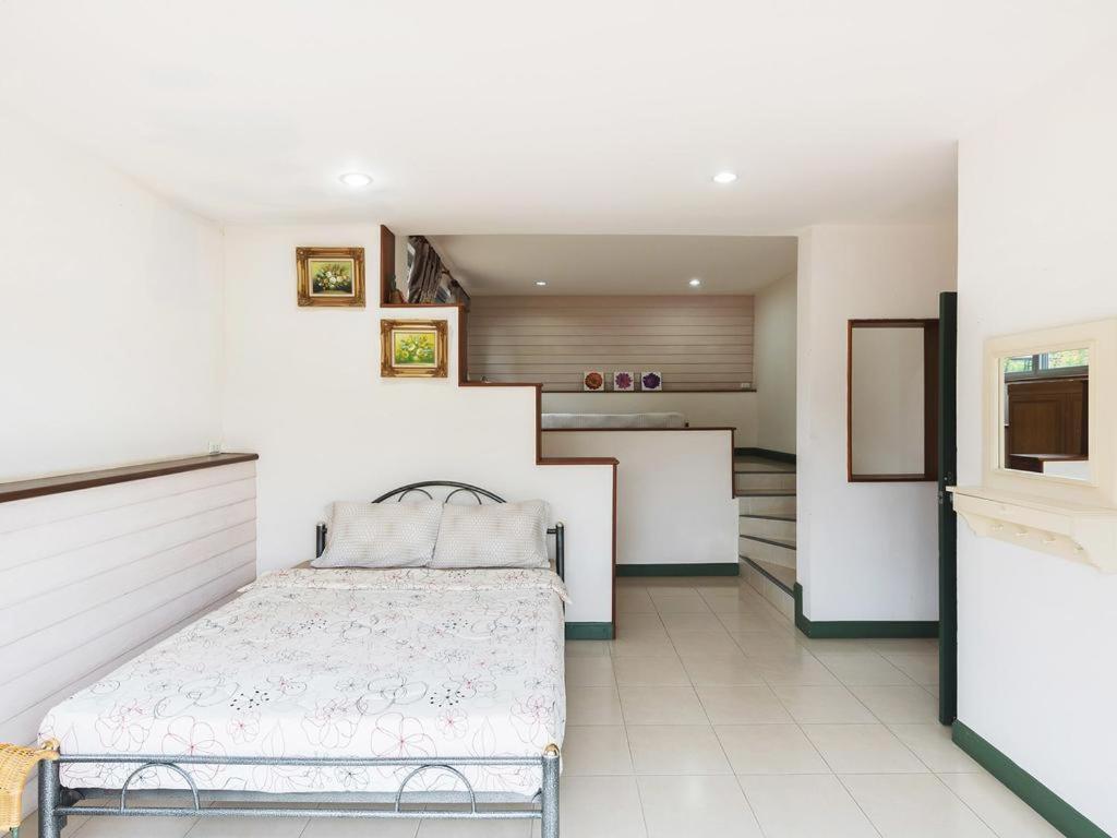 Onhill Village Hotel