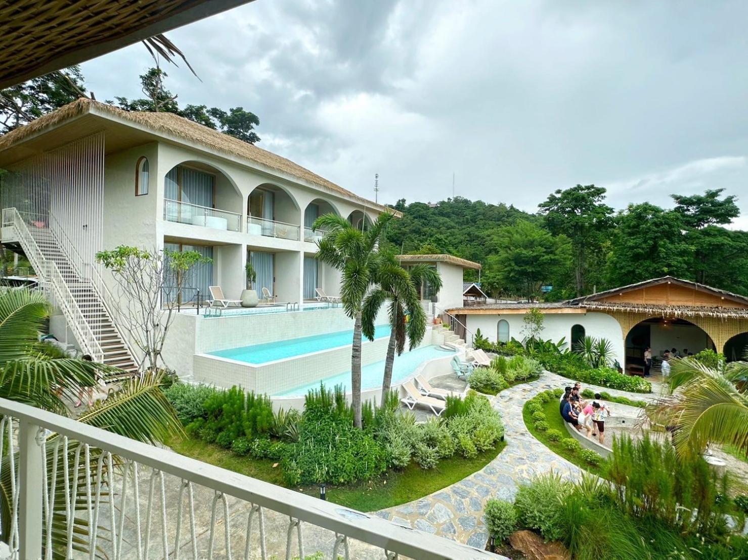 Resort Le La And