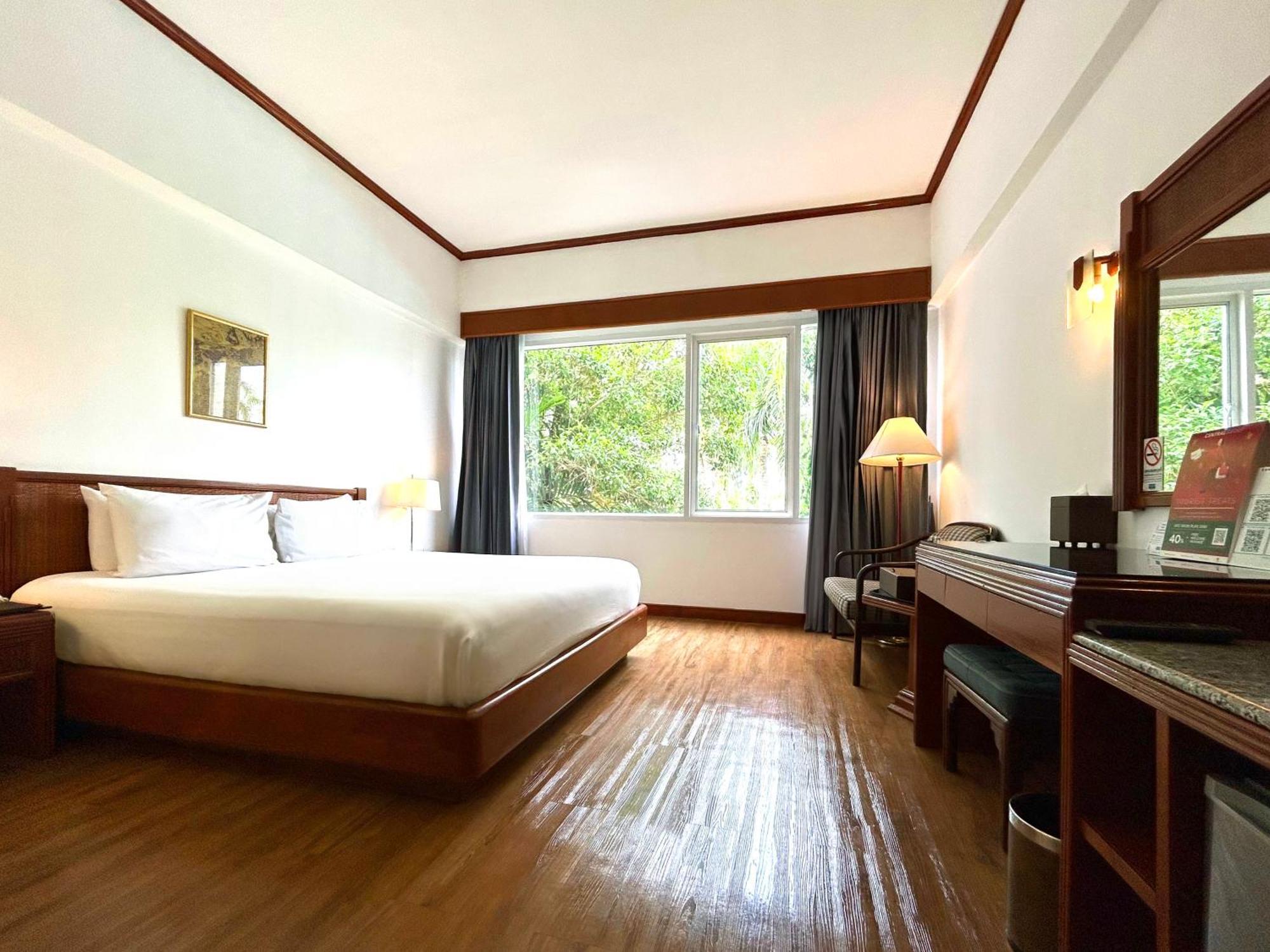 Resort Centara Life 4*