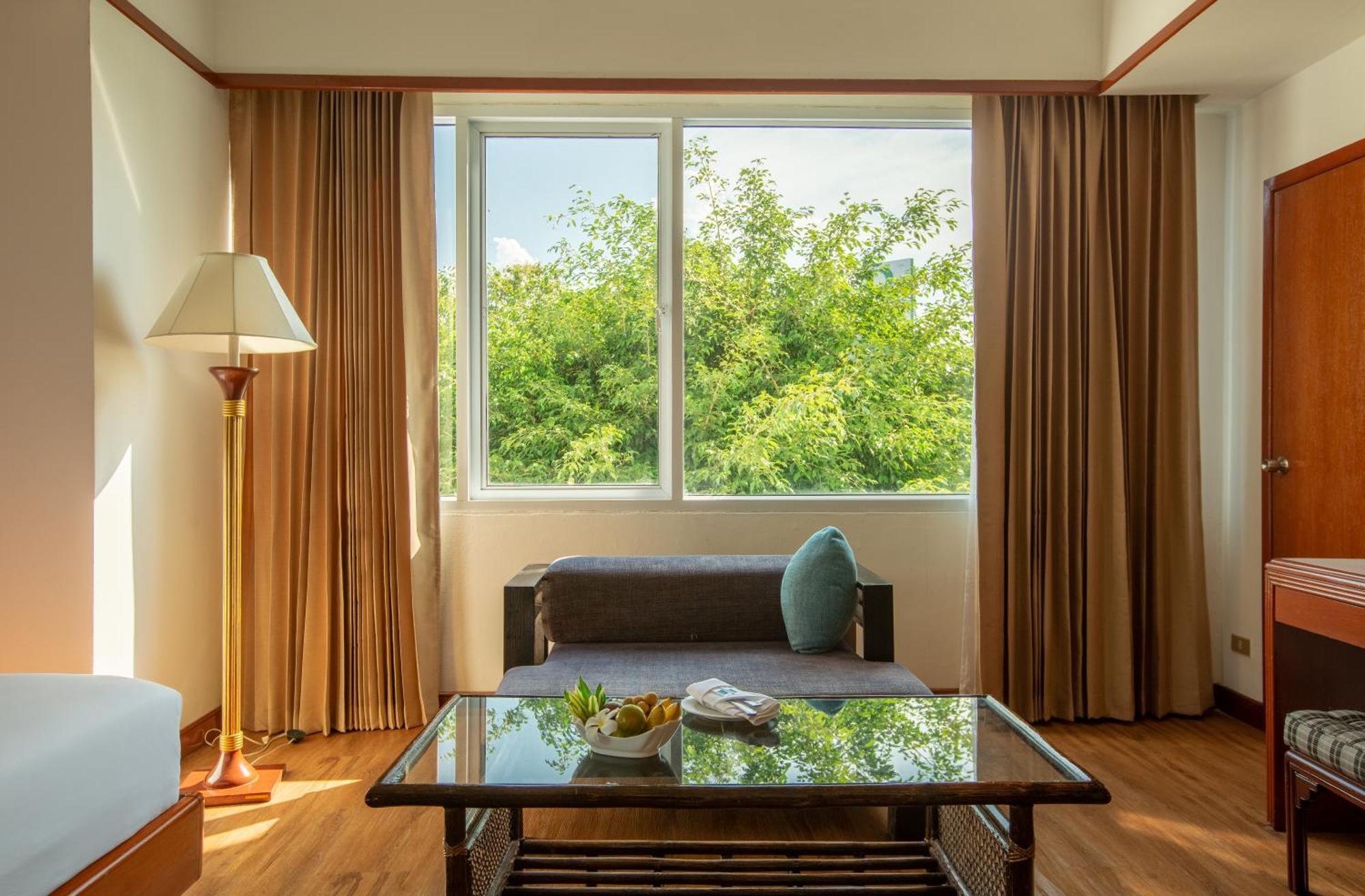 Centara Life Resort Mae Sot