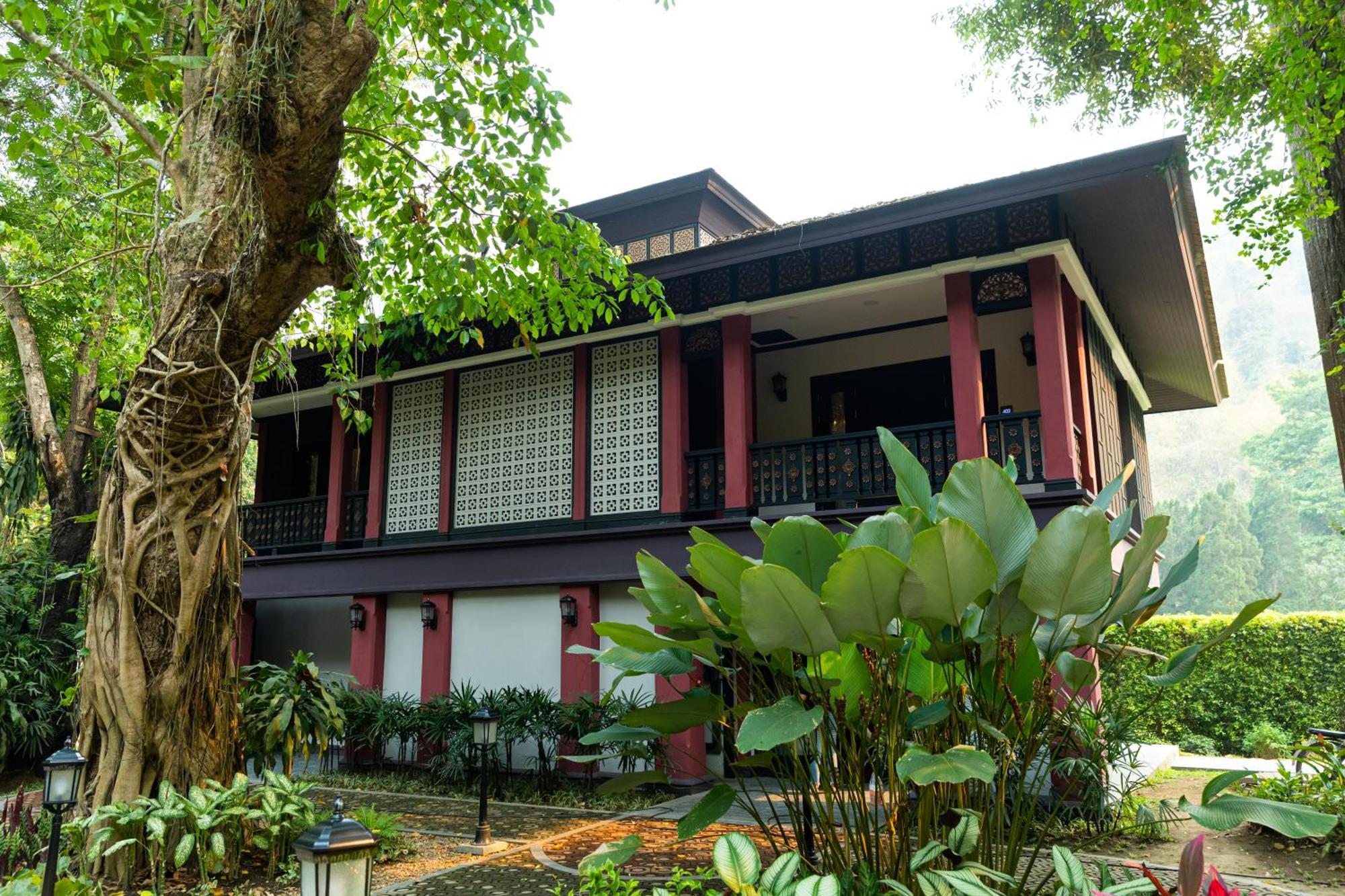 Lanna Chiang Mai Resort 3*