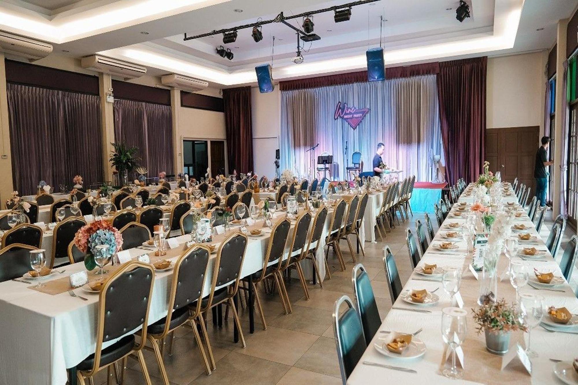 Busaya & Cuisine