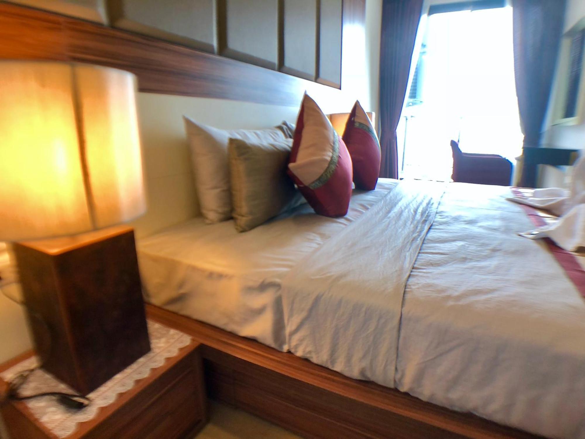 Center Close Nightbazaar Luxury * Chiang Mai