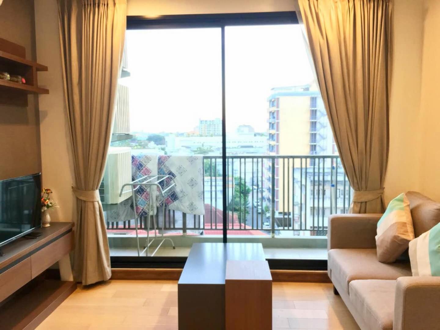 Center Close Nightbazaar Luxury Apartment