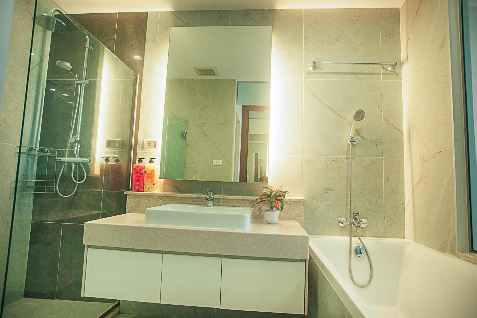 Apartment Center Close Nightbazaar Luxury Chiang Mai