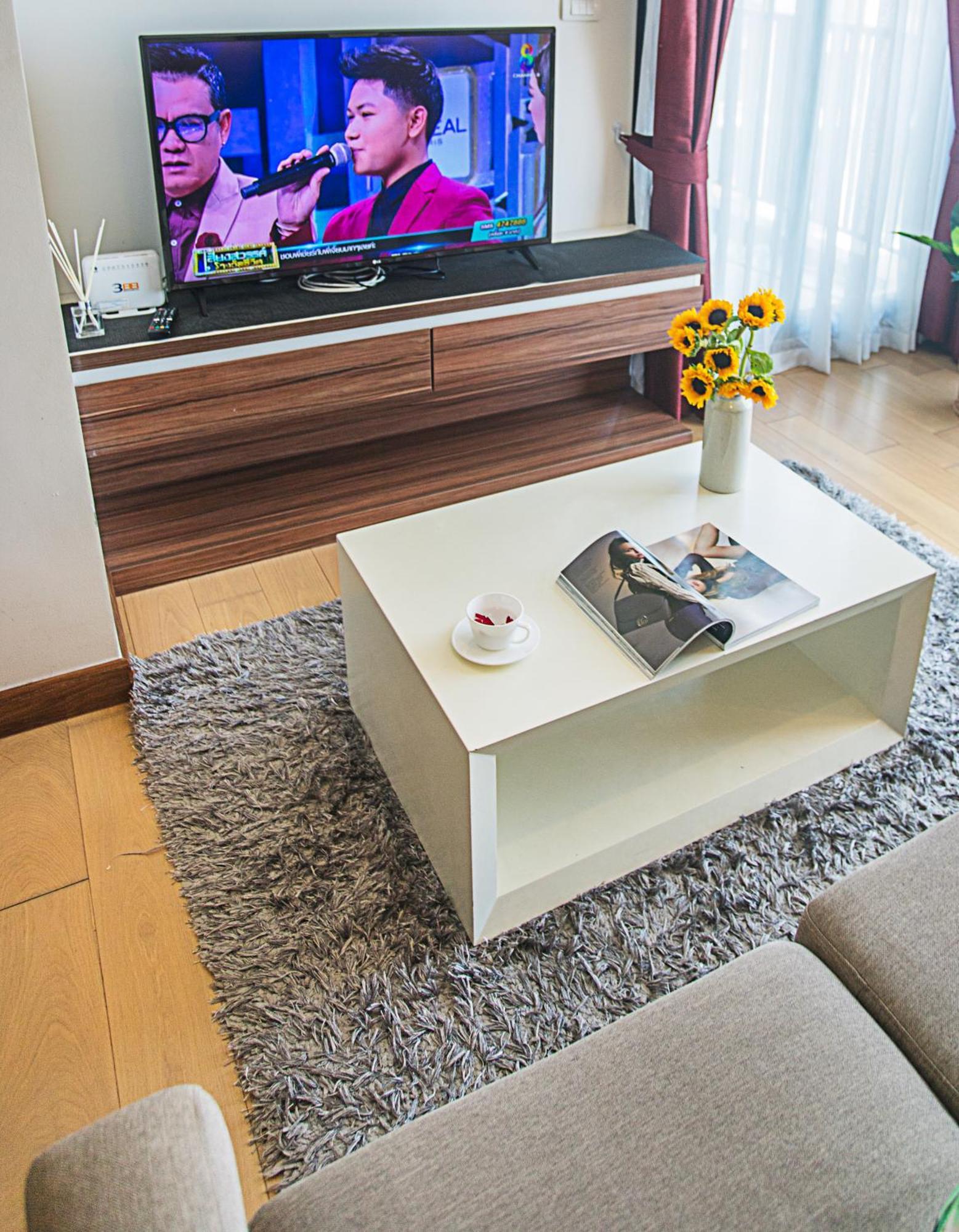 Center Close Nightbazaar Luxury Apartment *