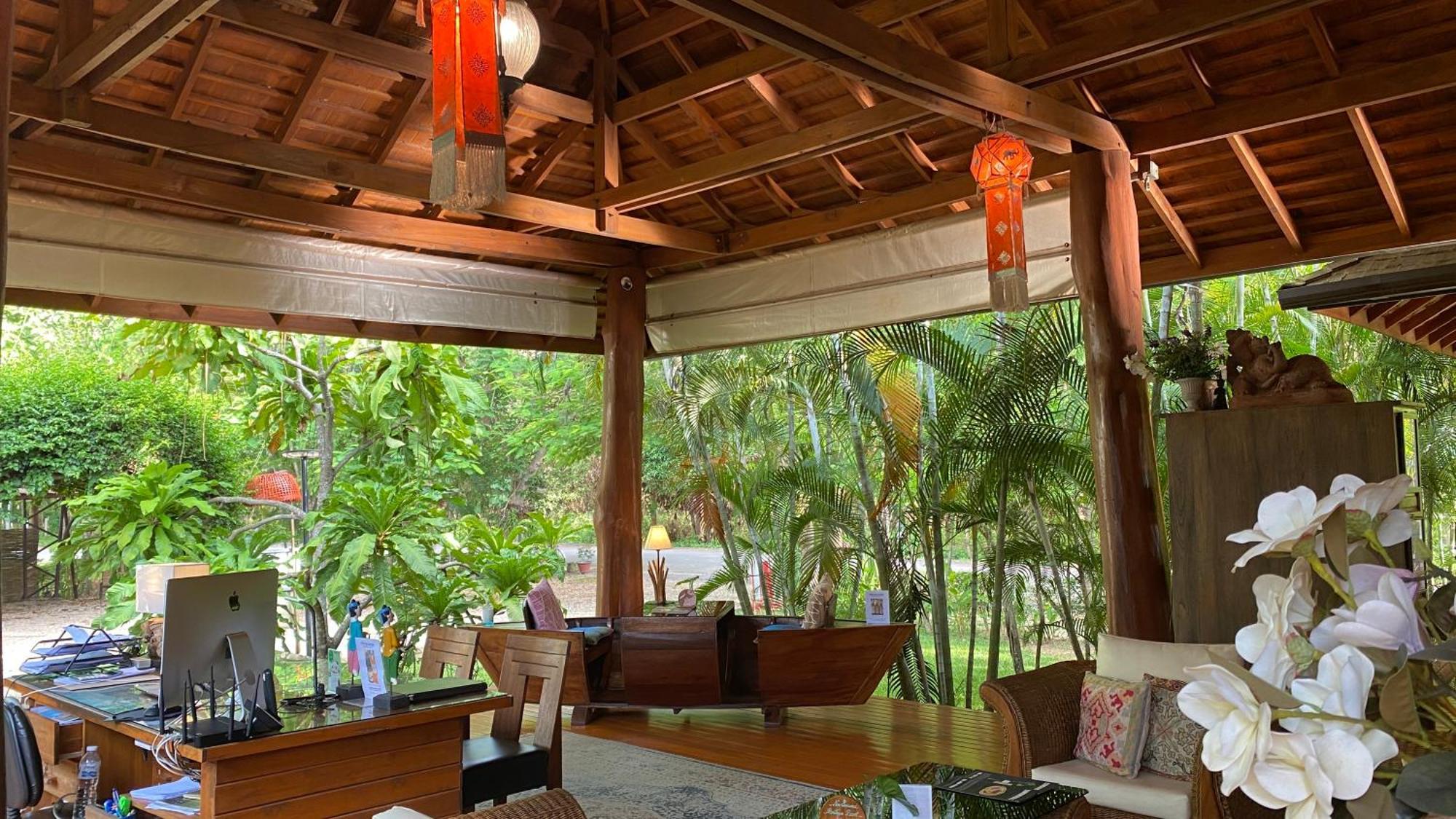 Resort Seasons Boutique Nan