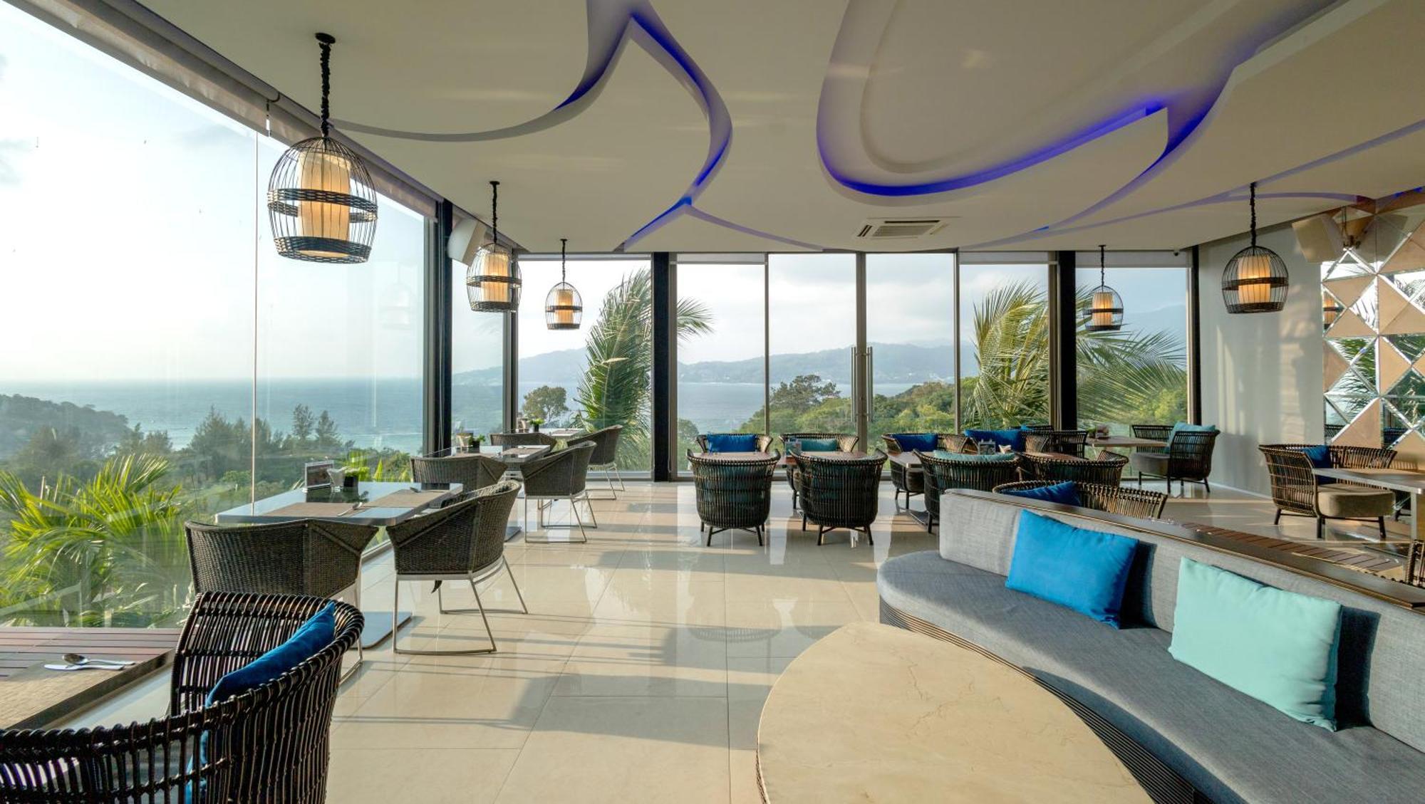 Crest & Pool - Sha Extra Resort 5*