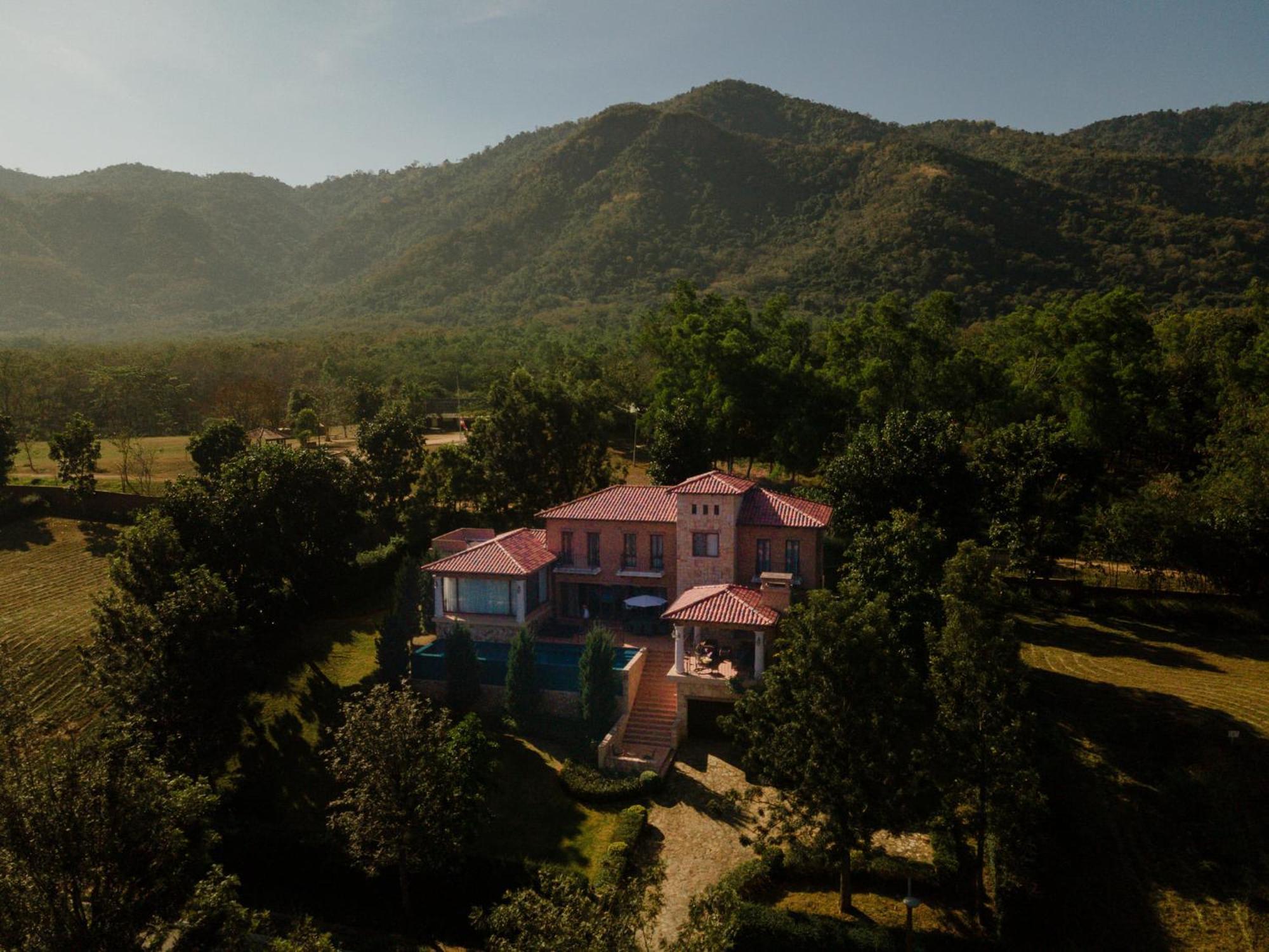 Private Pool & Golf - Toscana House Khaoyai 4 Bedrooms 10 Guests Ban Rai Khlong Sai