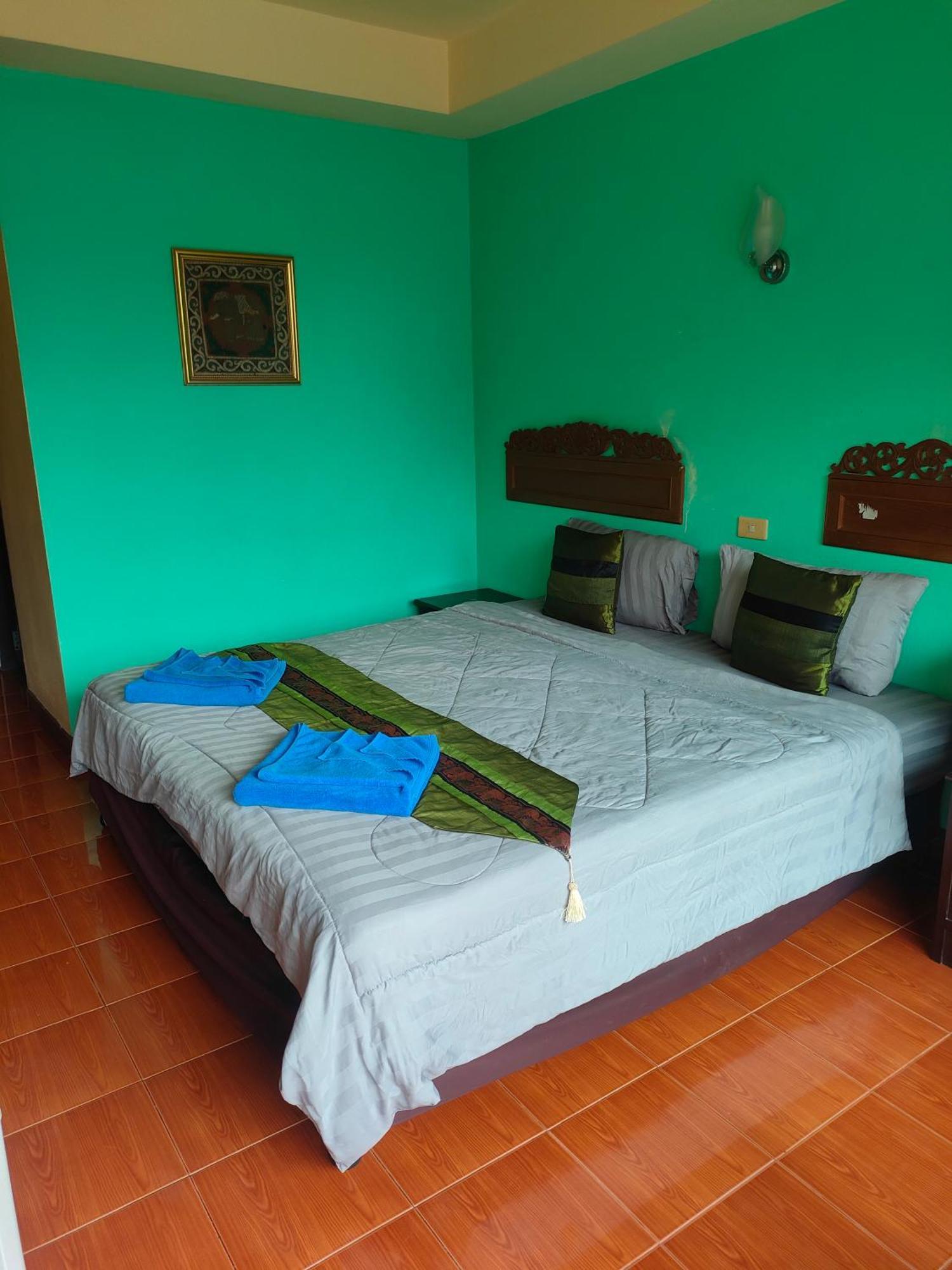 Grand Thai House 3*