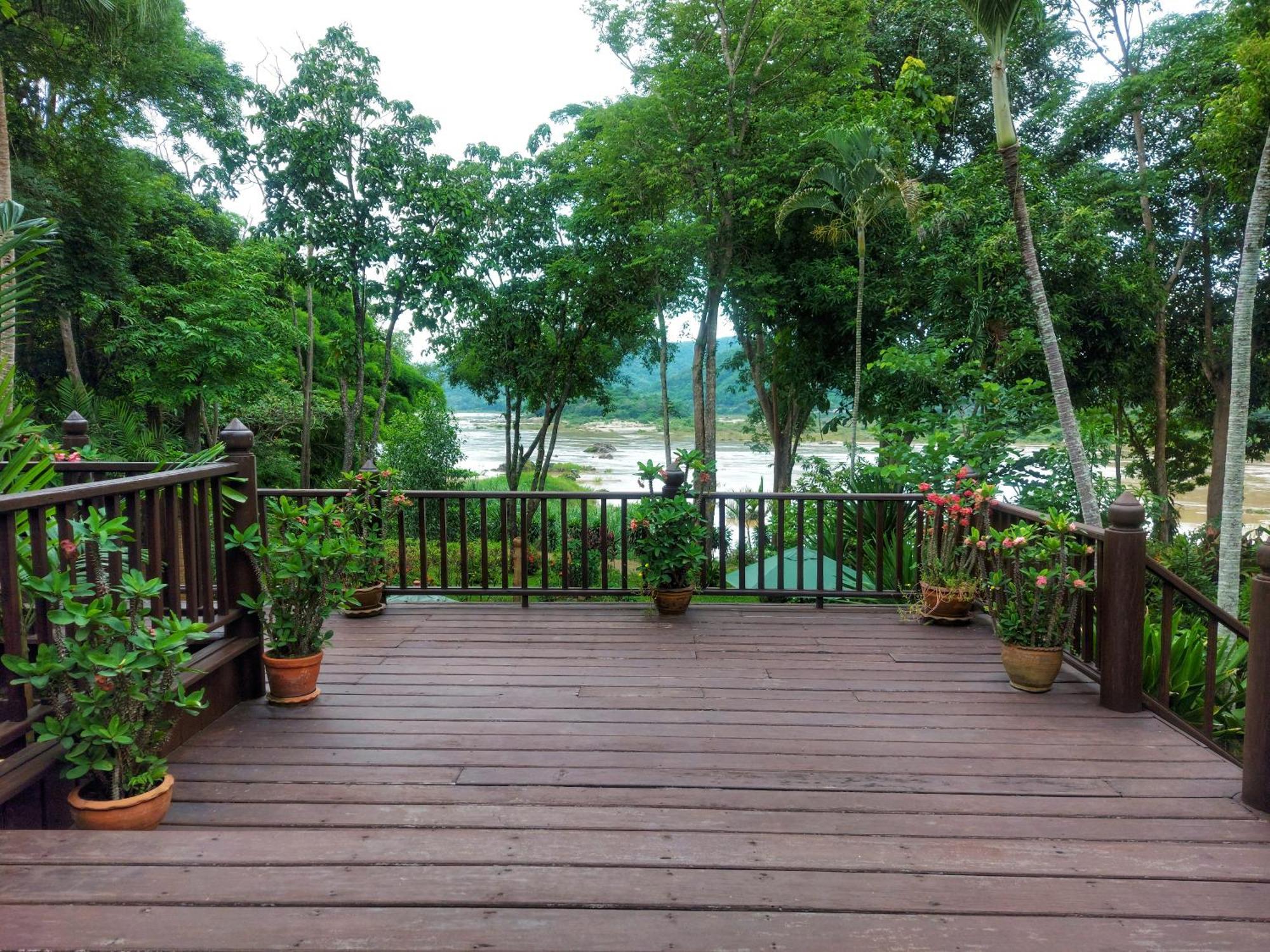 Mekong Resort 3*