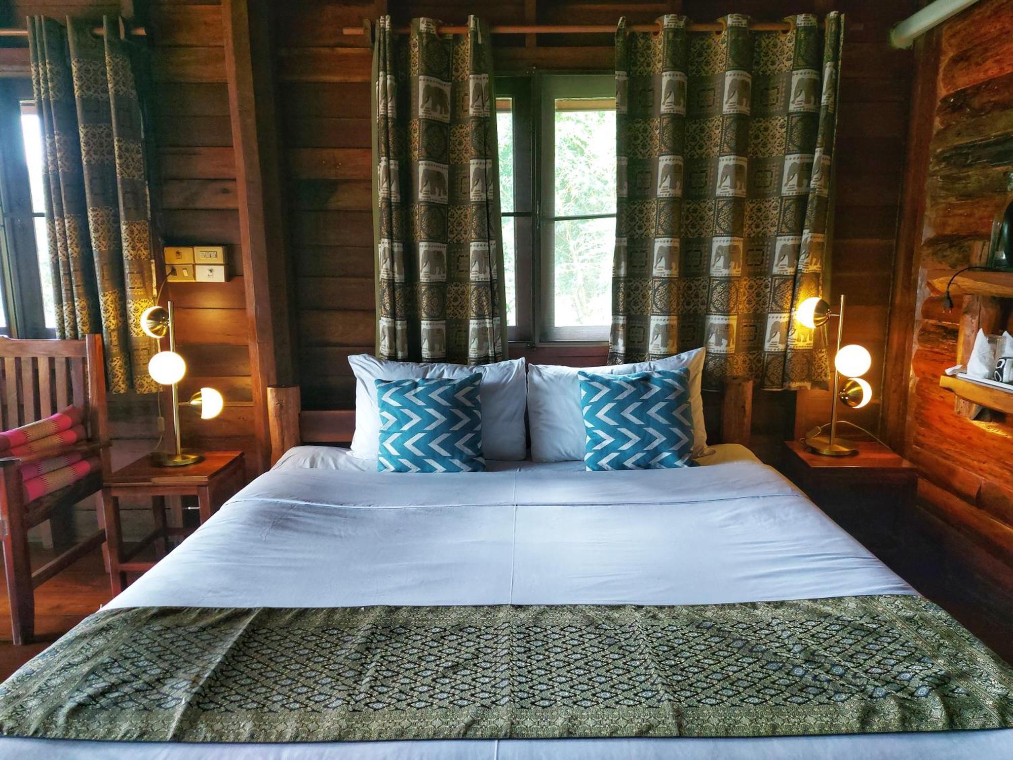 Mekong Resort 3*