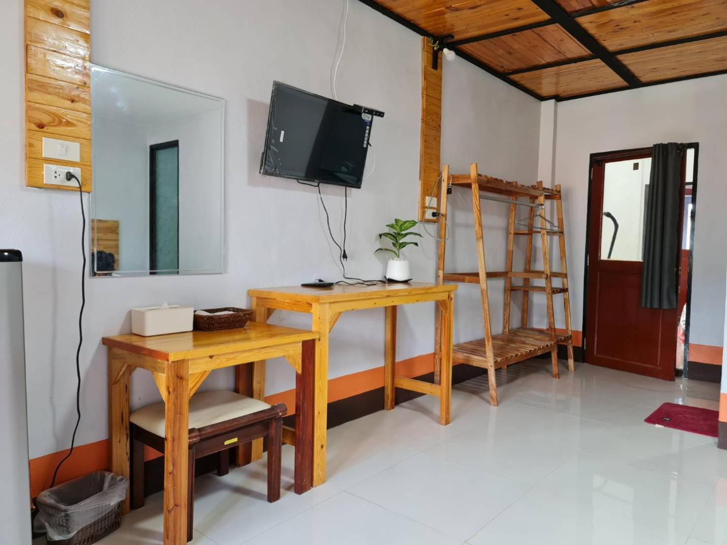 Mookboonchu ,kohmook Trang Hotel Koh Mook